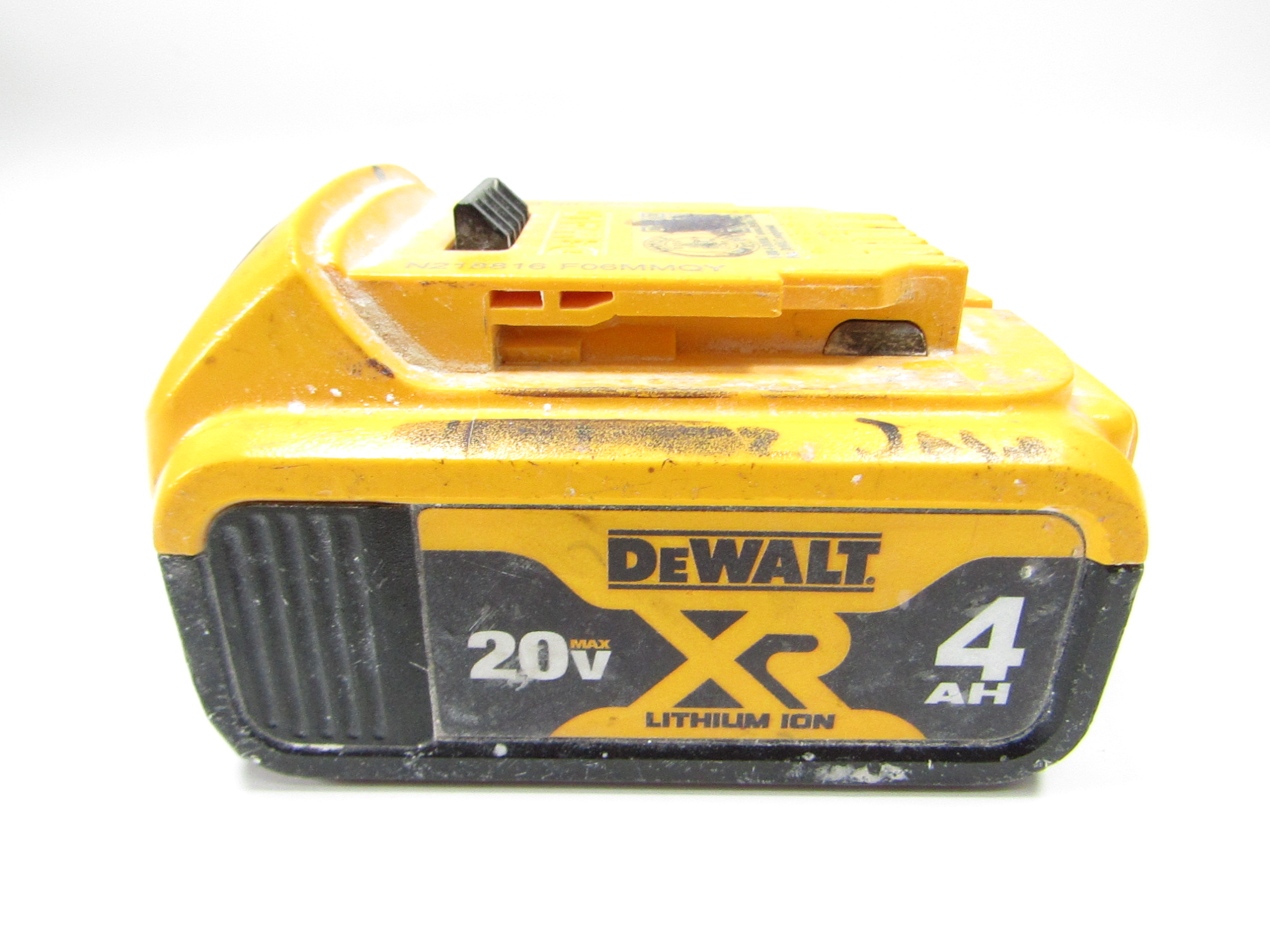 Dewalt DCB204 20-Volt MAX XR Premium Lithium-Ion 4.0Ah Battery Pack