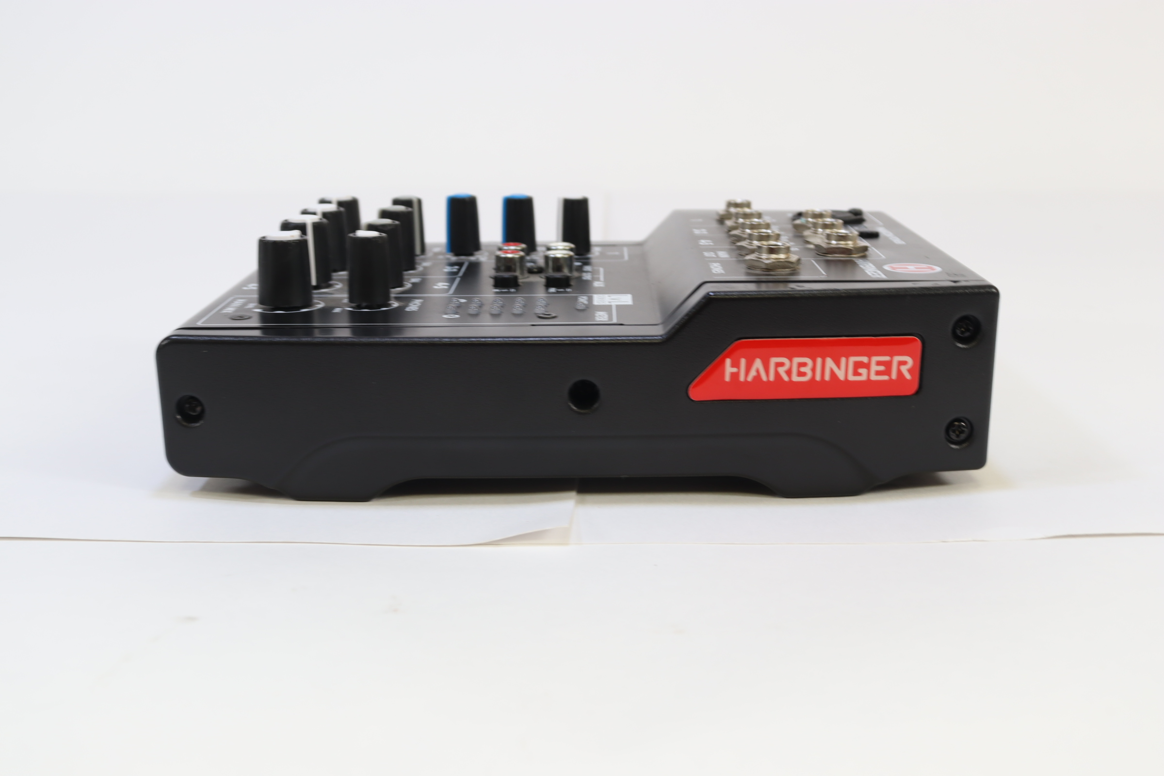 Harbinger L502 5-channel Mixer With Xlr Mic Preamp : Target