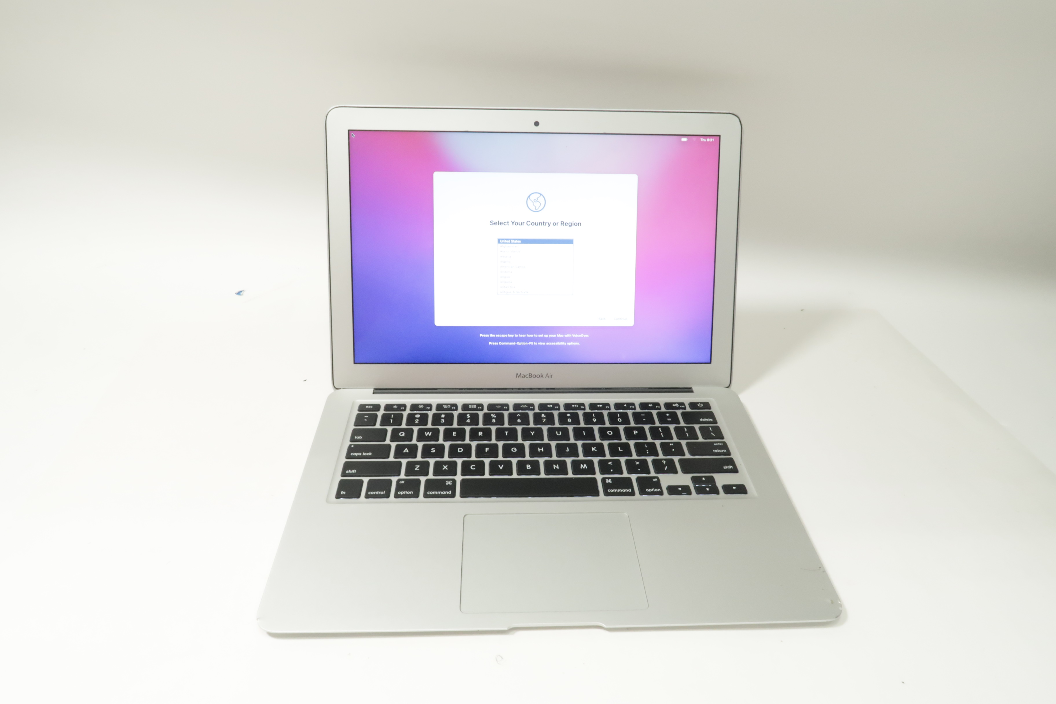 Apple MacBook Air 2015 MJVE2LL/A Core i5-5250U 1.6GHz 8GB RAM