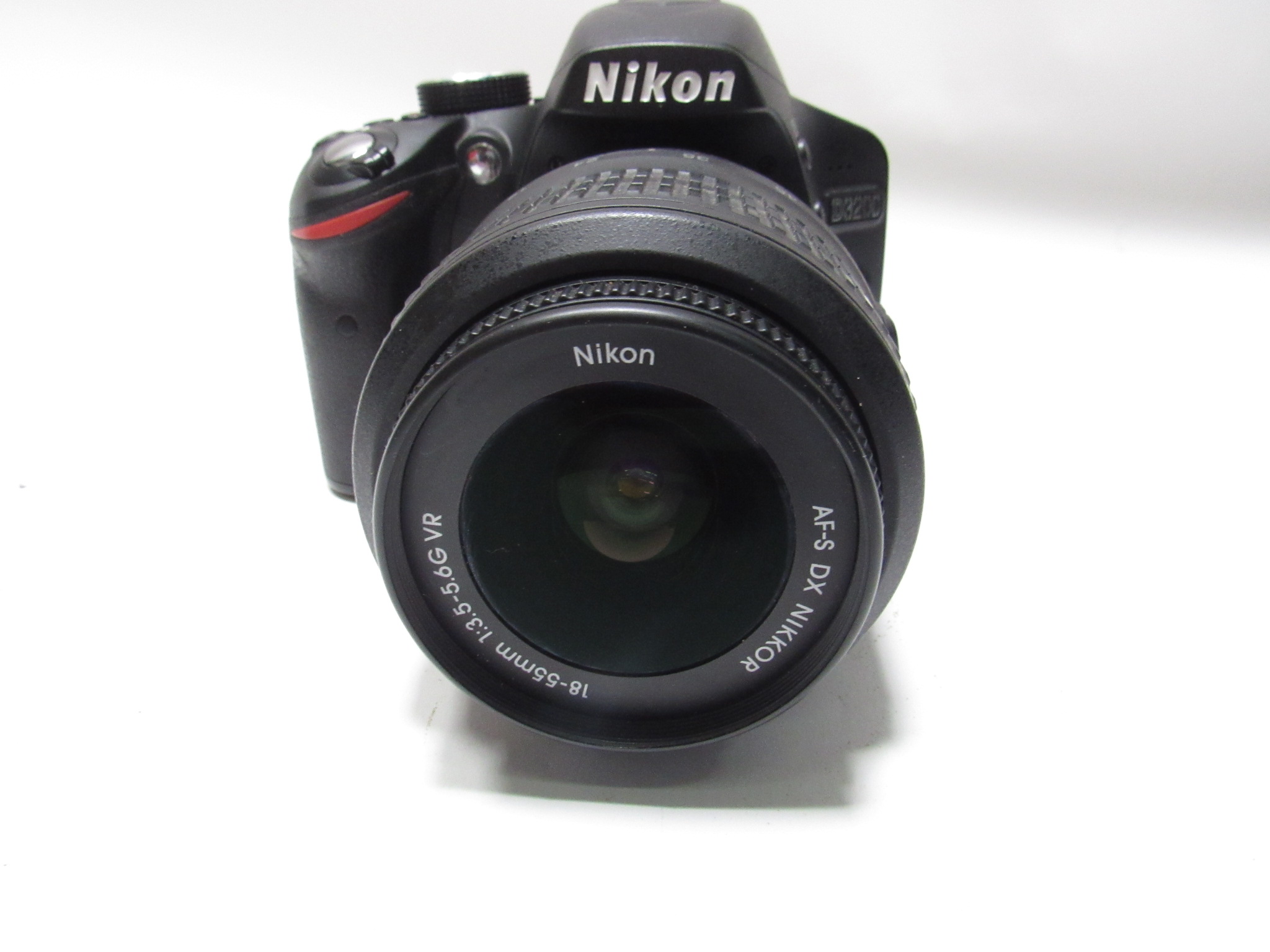 Nikon D3200 24MP DSLR Camera + AF-S 18-55mm DX VR II Lens - GREAT COND -  photo/video - by owner - electronics sale 