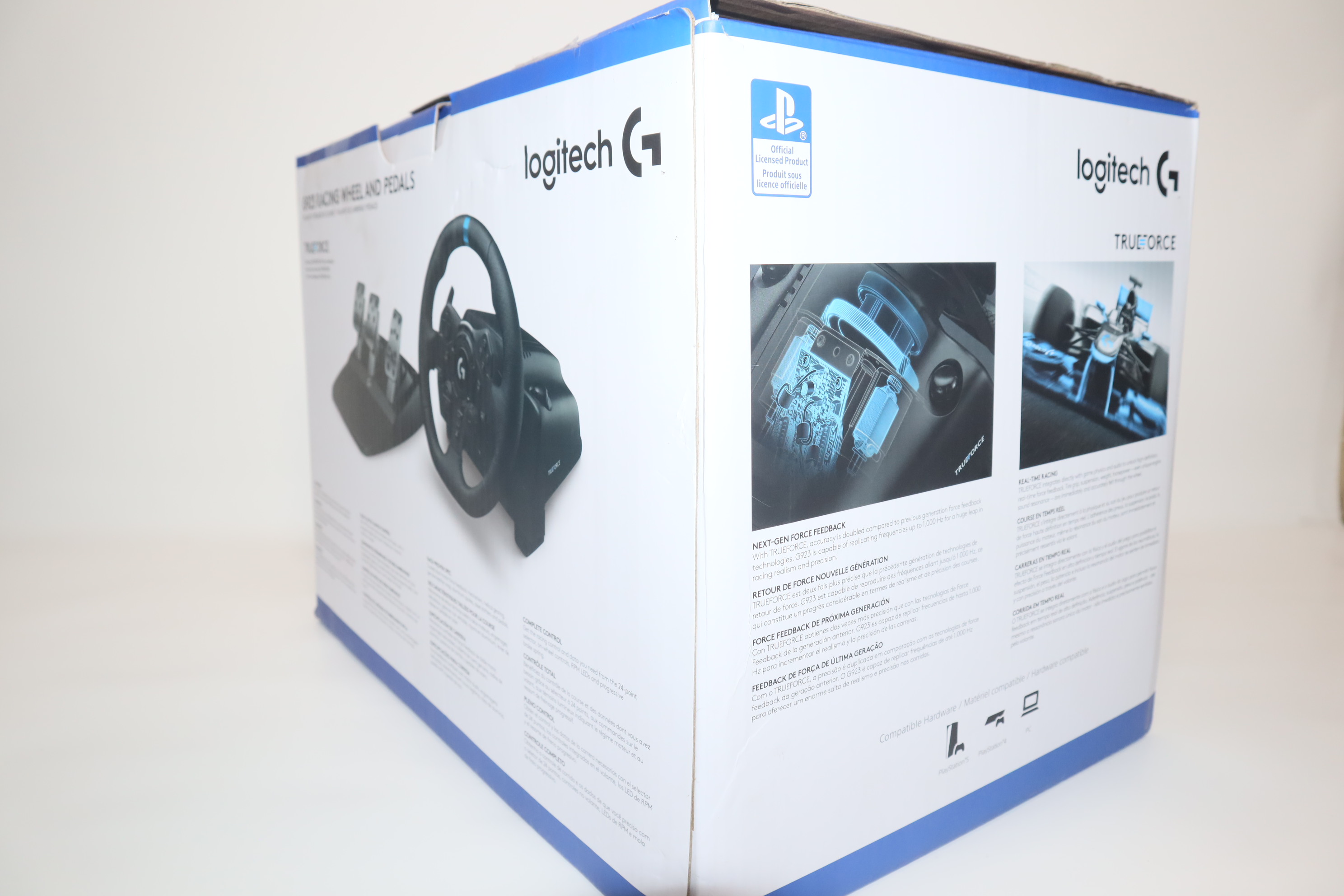 Logitech G923 PS5/PS4/PC TRUEFORCE Racing Wheel & Pedals/1000 Hz Force  Feedback