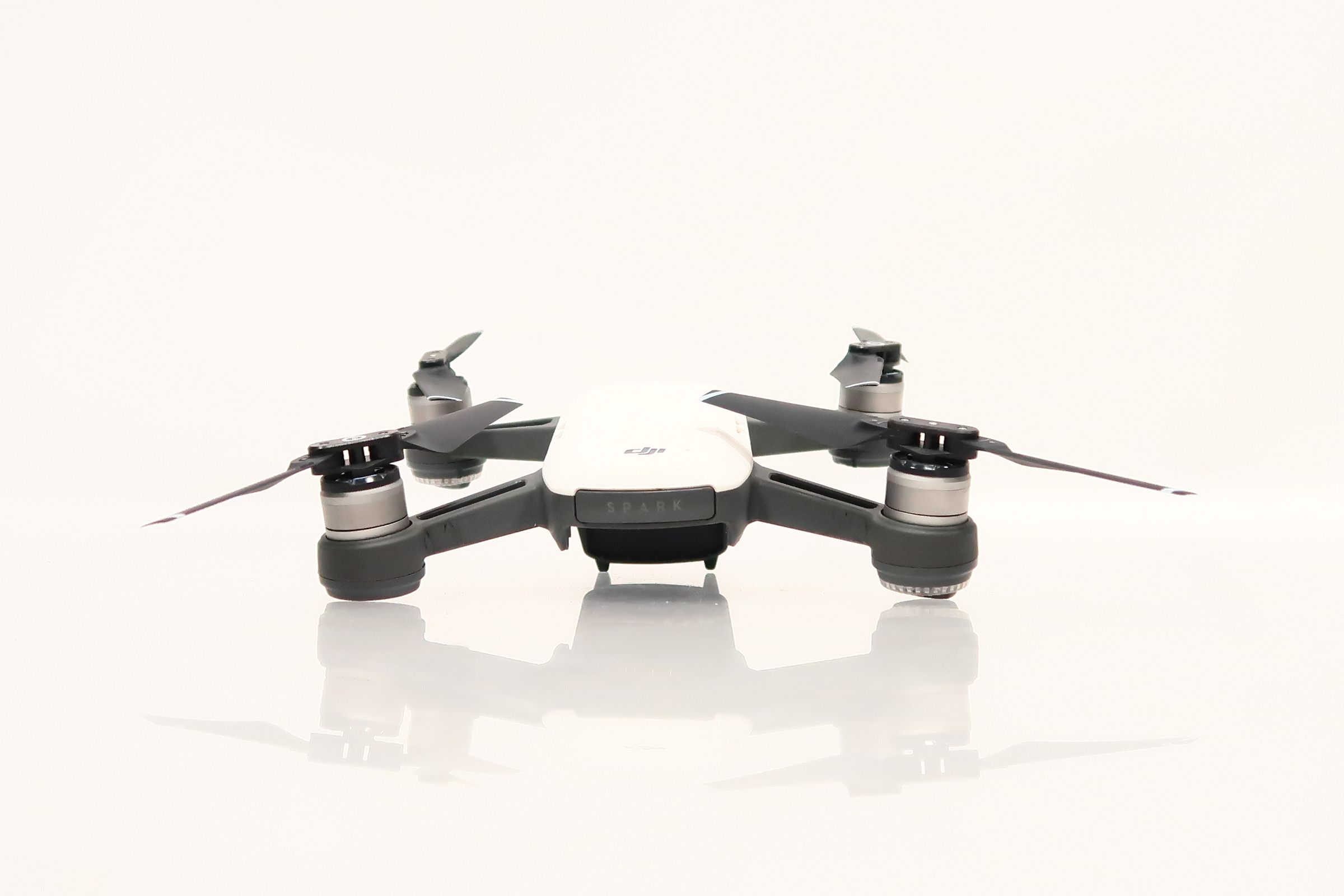 Alpine White Dji Spark Controller Combo Review Alpine White Dji