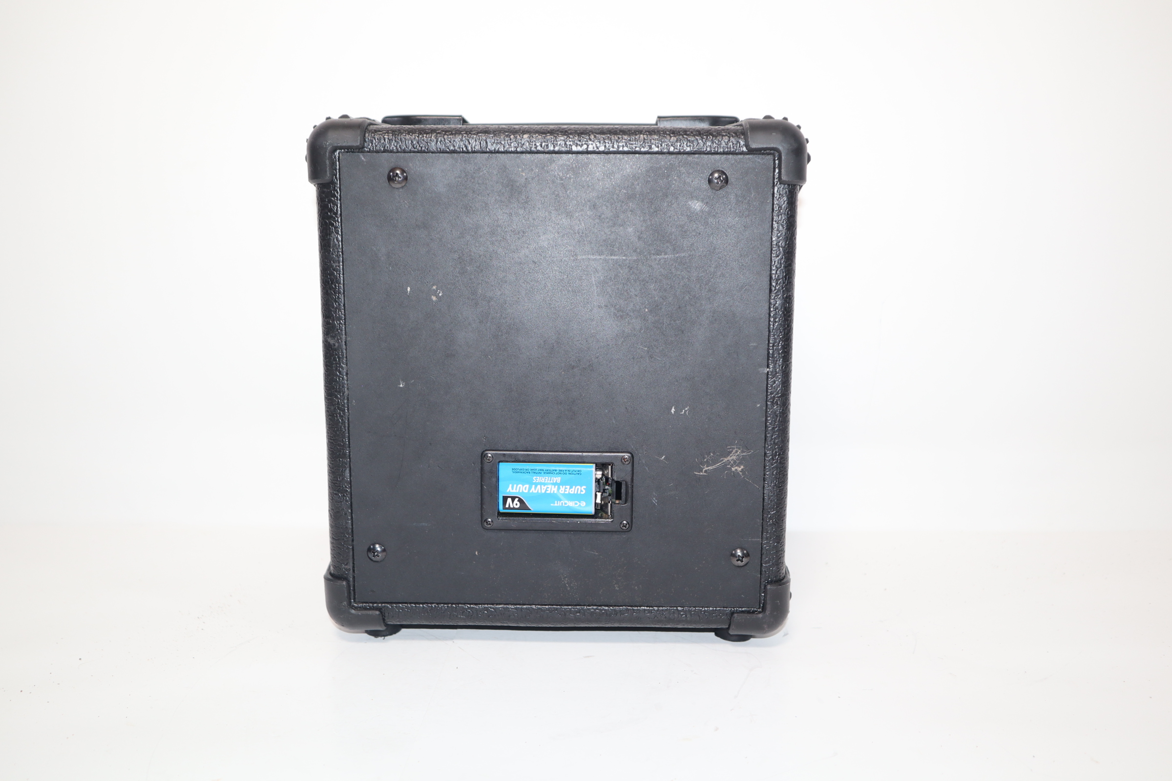 Lyon LA5 Portable Battery / DC 9-Volt Adaptor 5-Watt Guitar Amplifier
