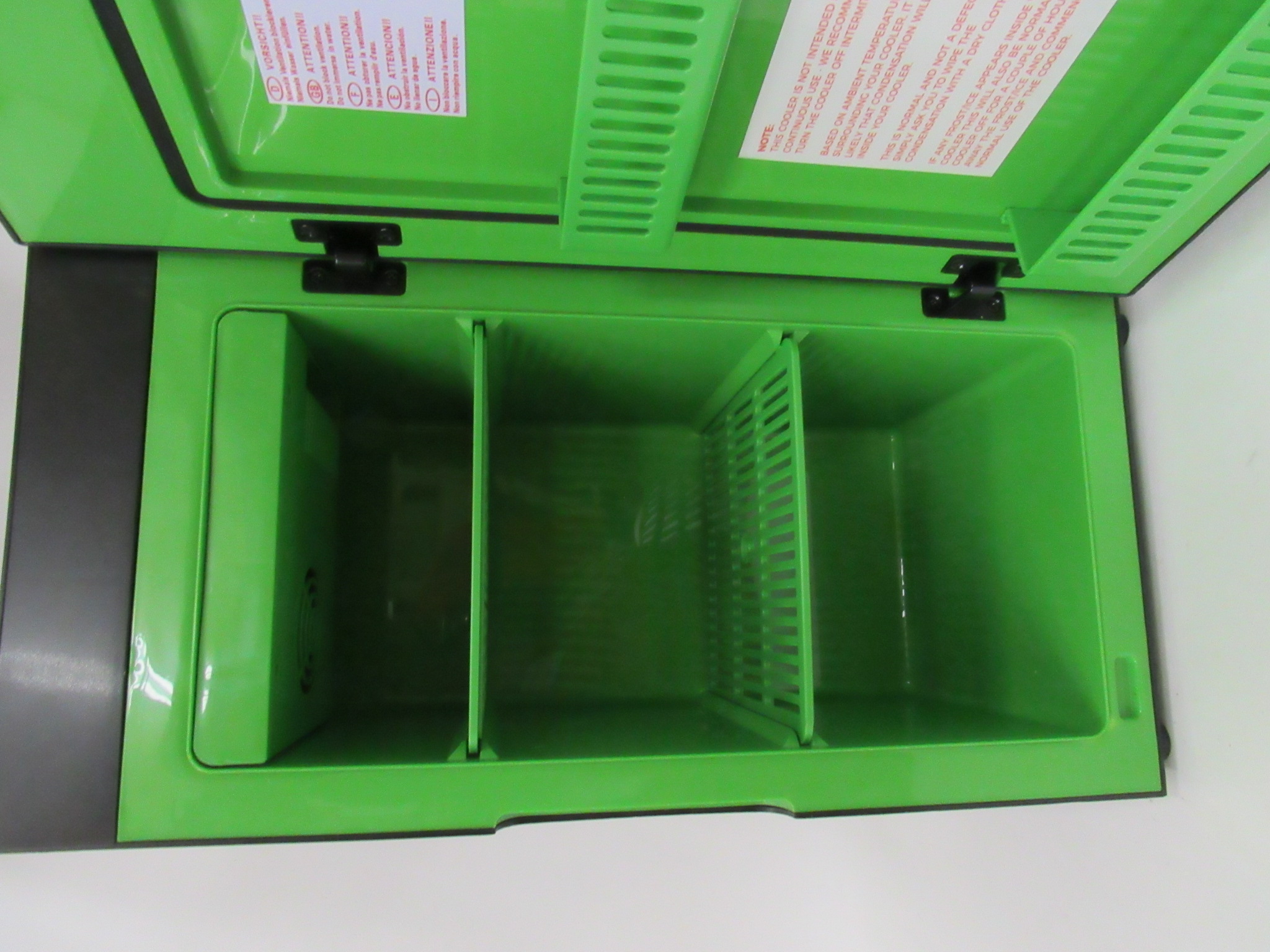 XBOX Series X Replica 8 Can Mini Fridge (Thermoelectric Cooler)