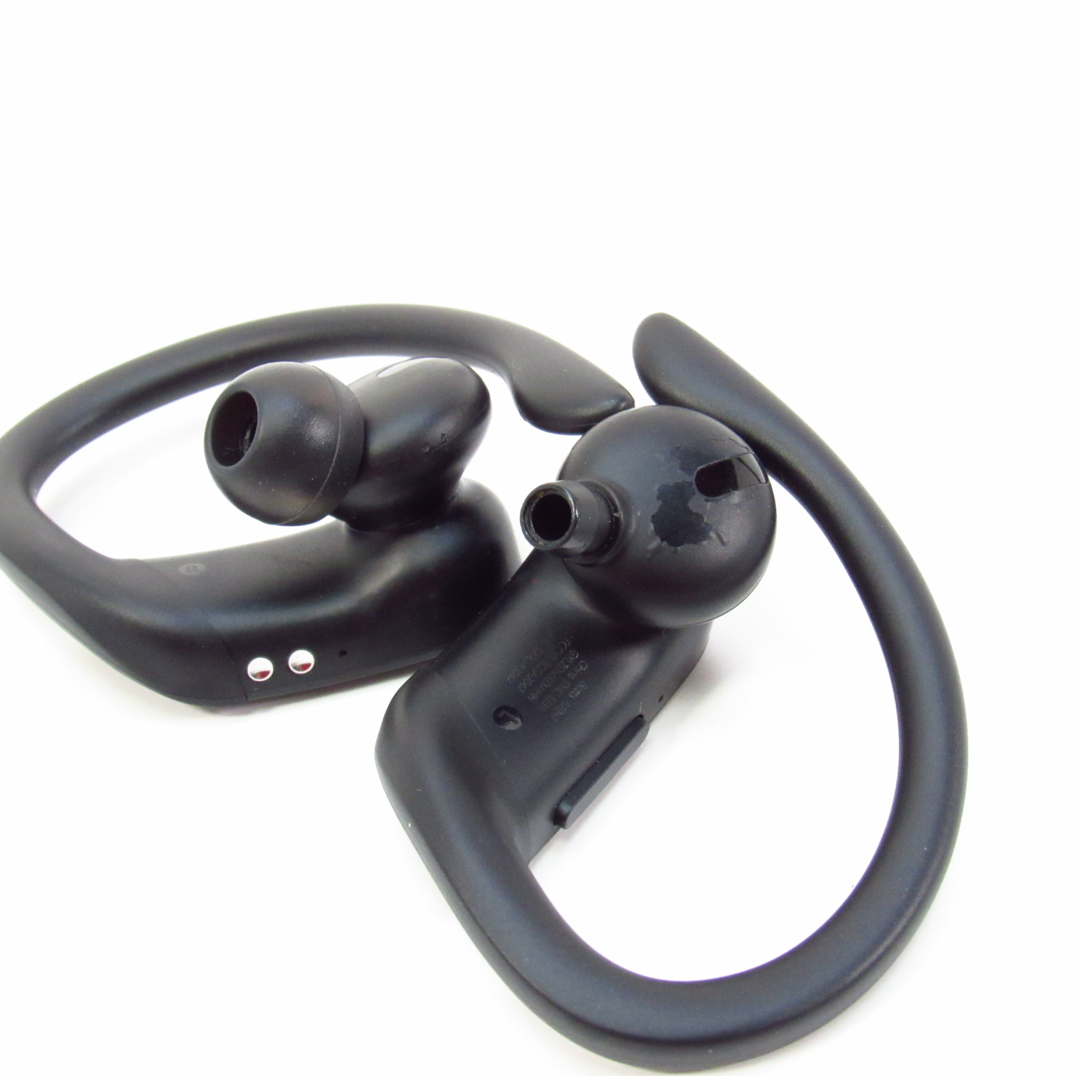 Powerbeats pro a2048 hot sale