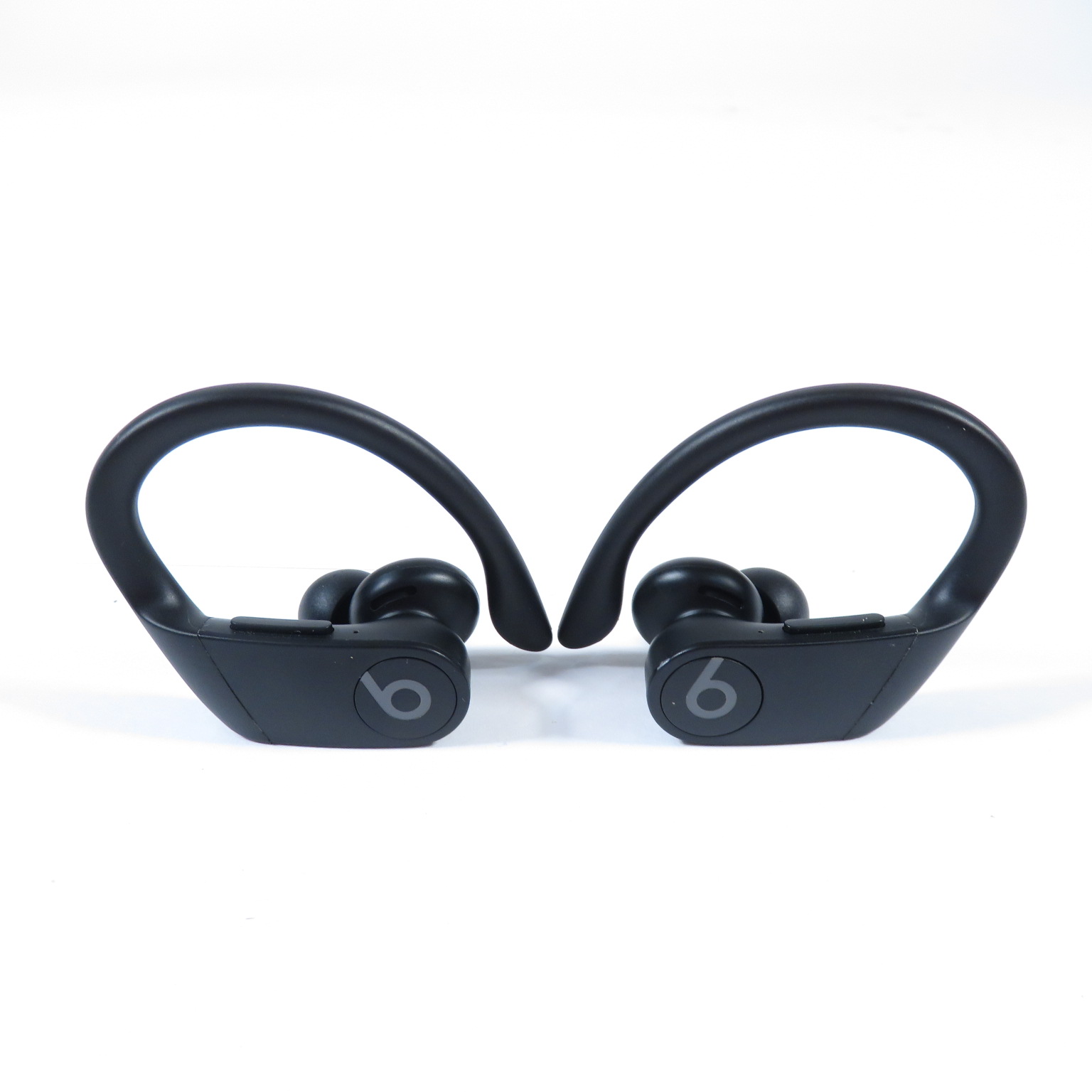 Powerbeats bluetooth online headphones