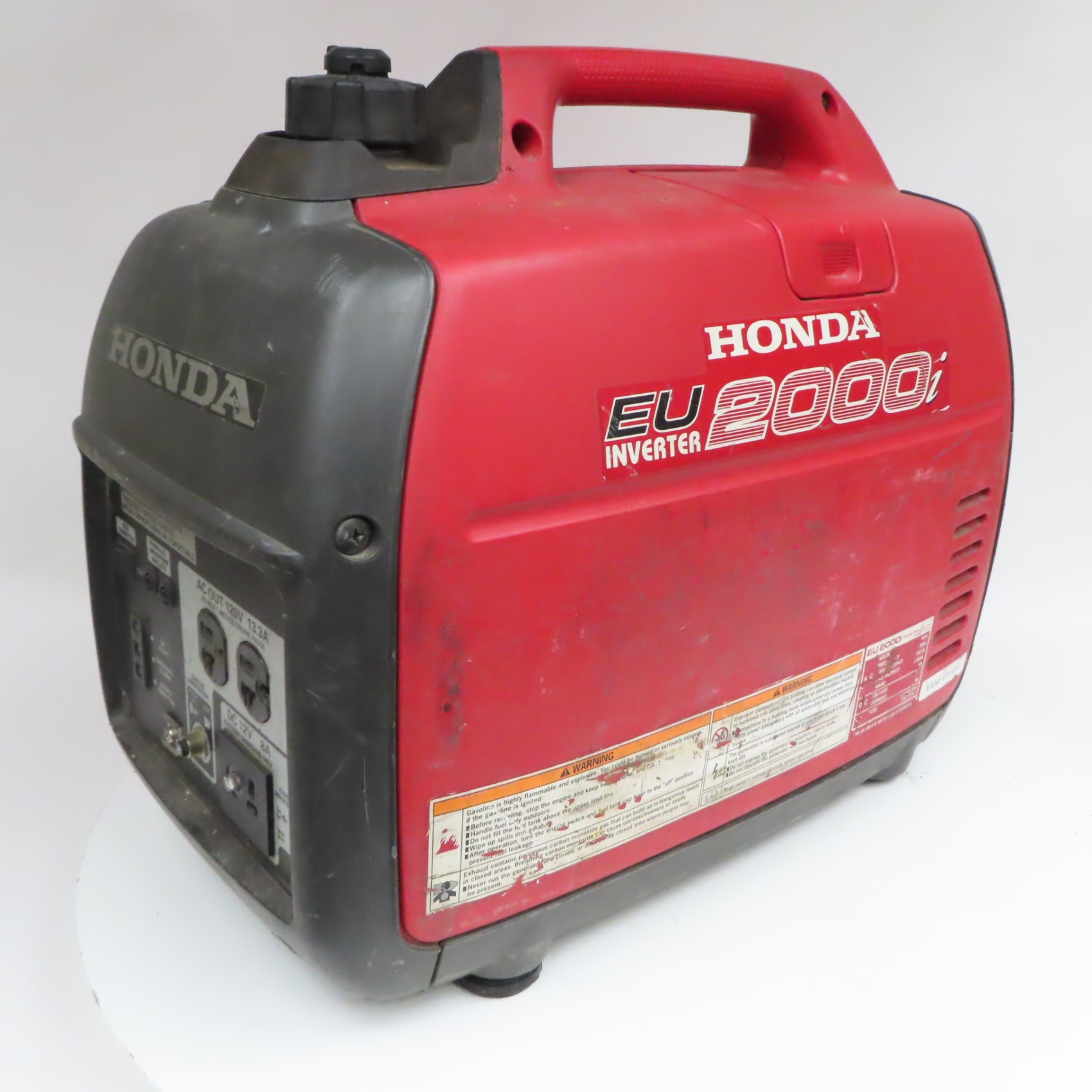Honda EU2200iTAN 2200 Watt 120V Portable Inverter Generator (Local Pick-Up  Only)