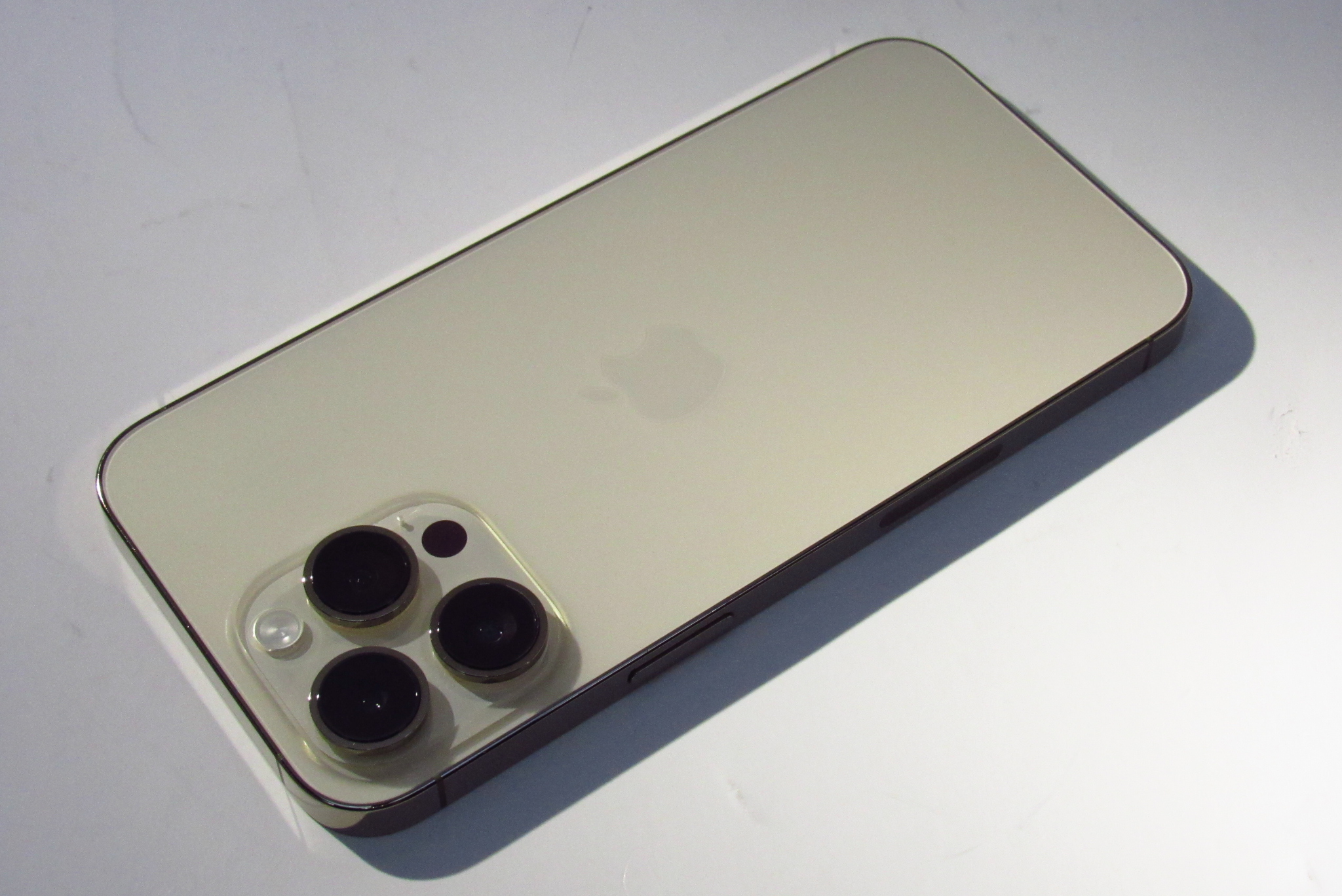 Apple iPhone 14 Pro Max (A16) MQ8V3LL/A 256GB 6.7'' Unlocked