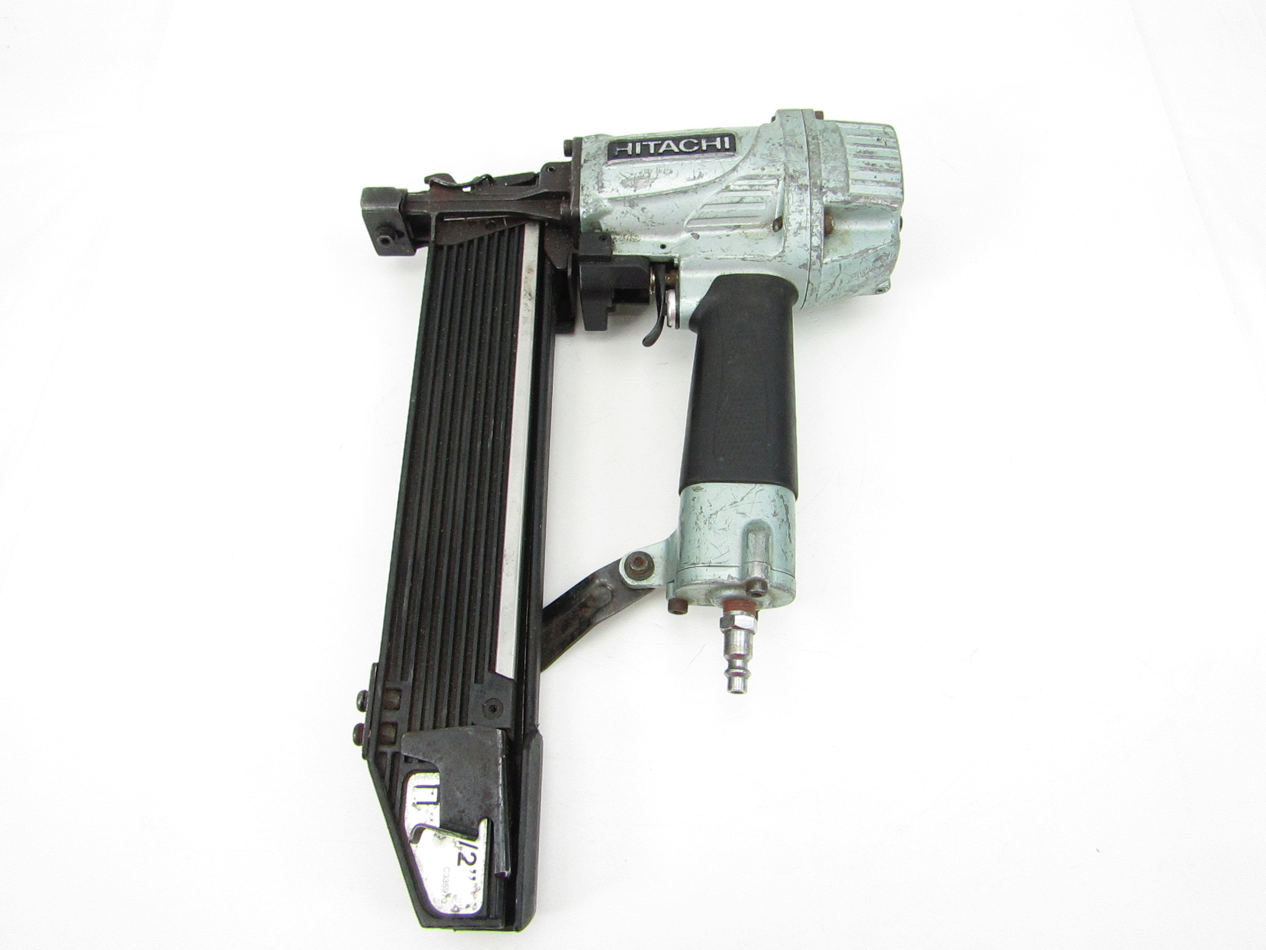 Hitachi N5010A 2" 16 Gauge Medium 1/2" Standard Crown Stapler