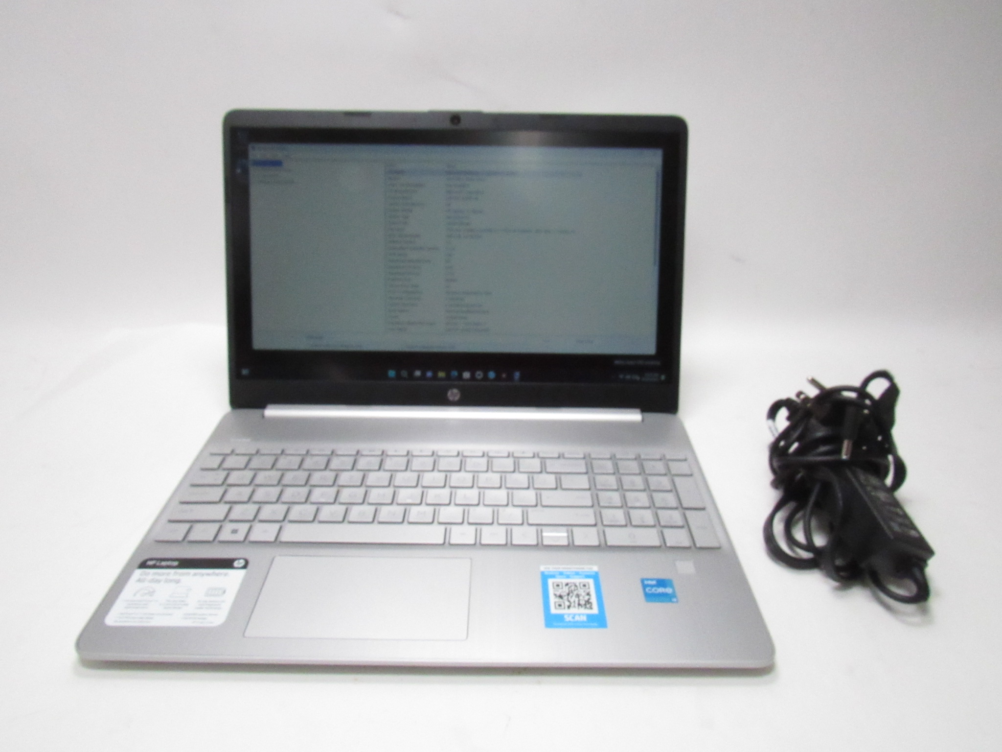 HP15-dy2131wmノートPC core i3 01d7af3b-0ac0-4c94-8242-