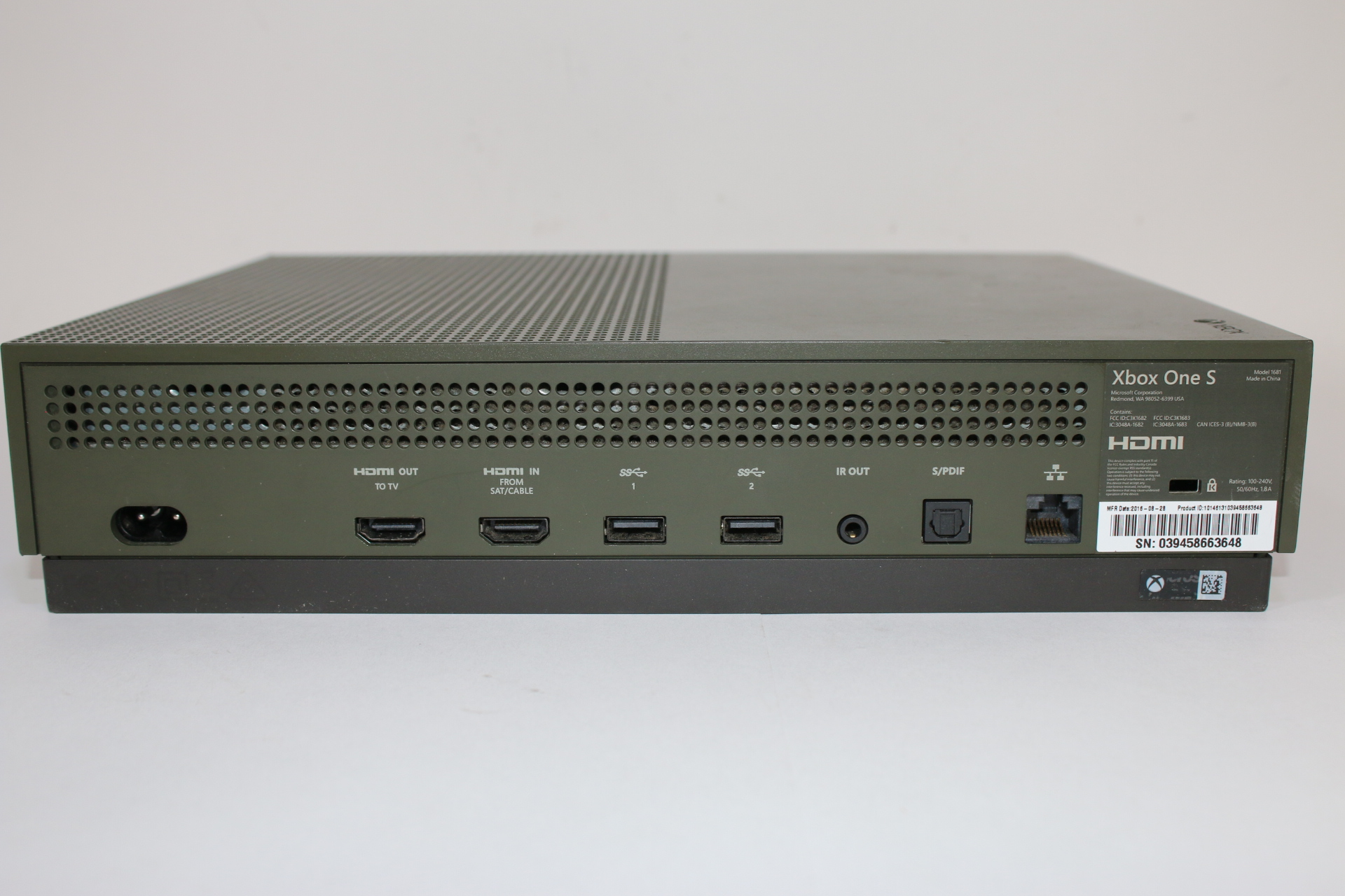 Microsoft 1681 500GB Video Game Console Green Xbox One S 3648