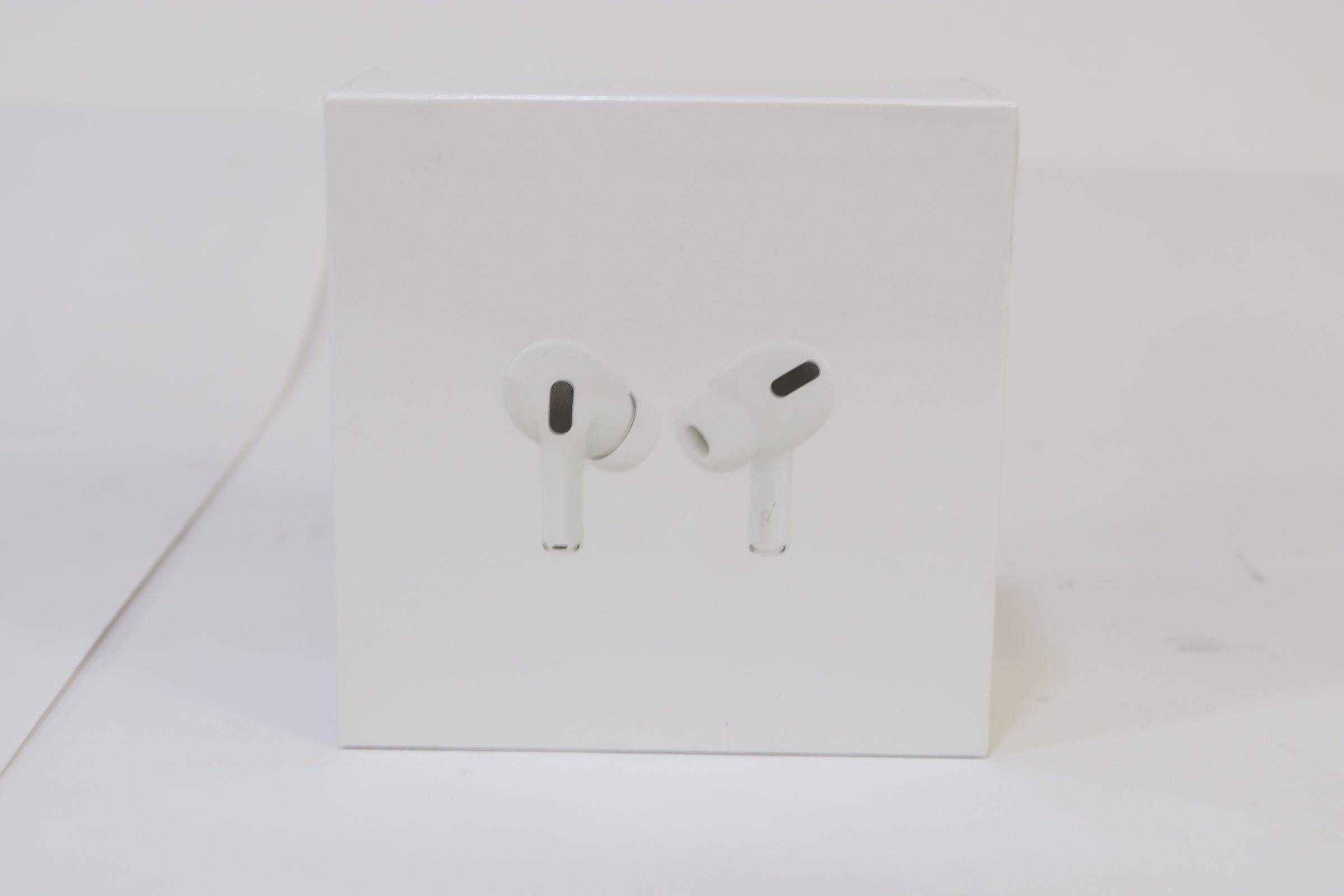 Apple AirPods Pro MWP22AM/A In-Ear Noise Cancelling Truly Wireless  Headphones