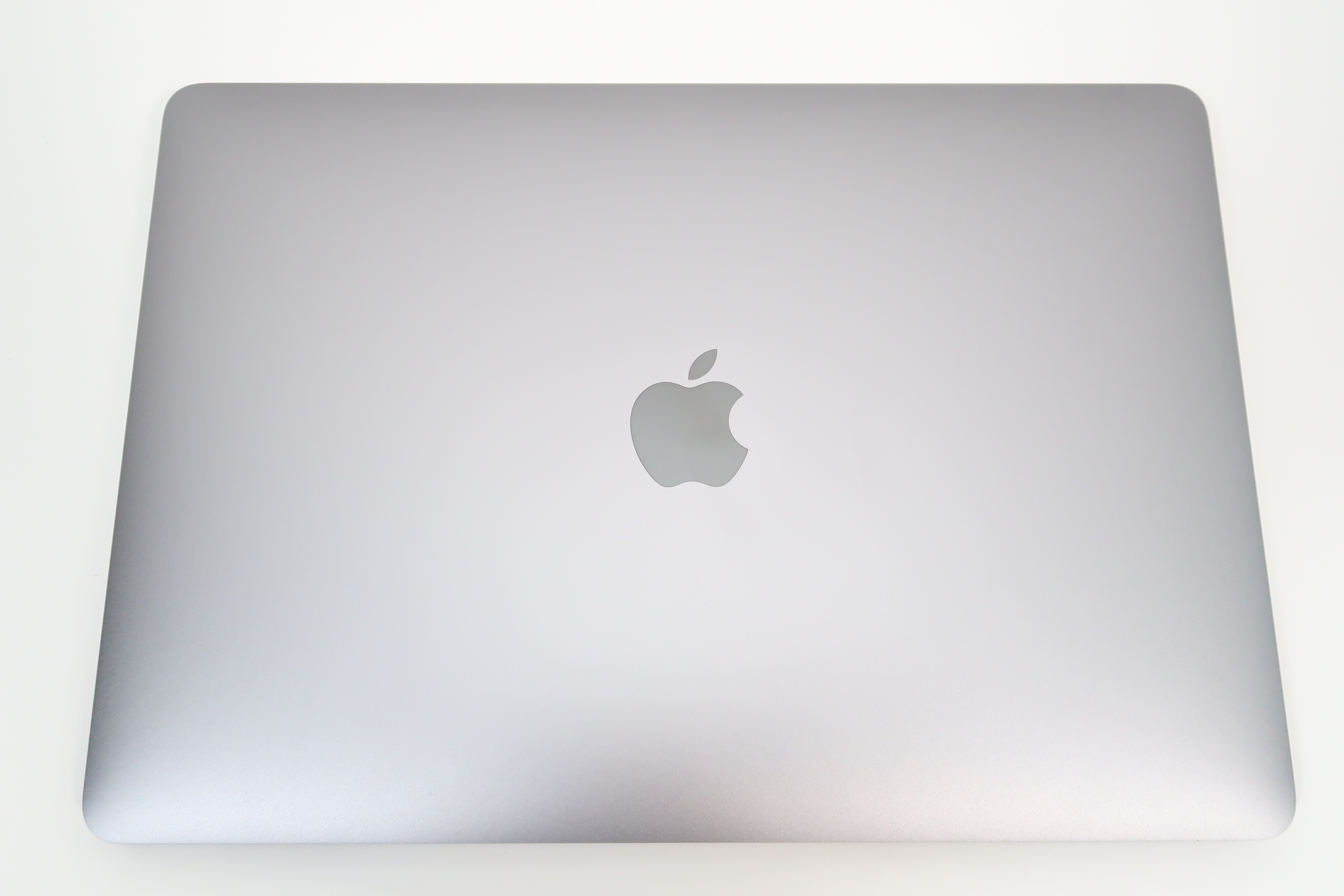 Apple MacBook Pro (2022) MNEJ3LL/A M2 8CPU/10GPU@3.49GHz 8GB RAM