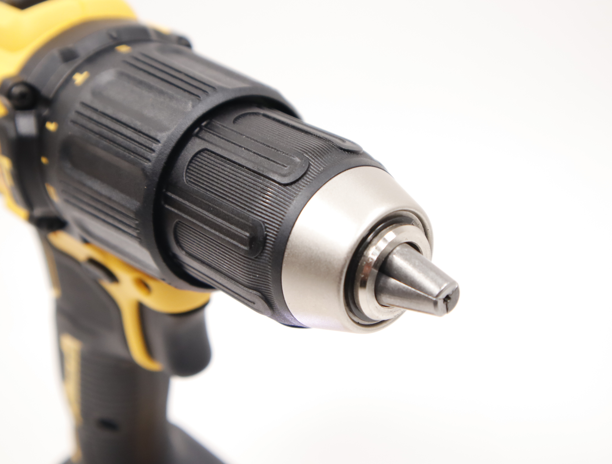 DEWALT DCD798 1/2-in 20-volt Max Variable Speed Brushless Cordless ...