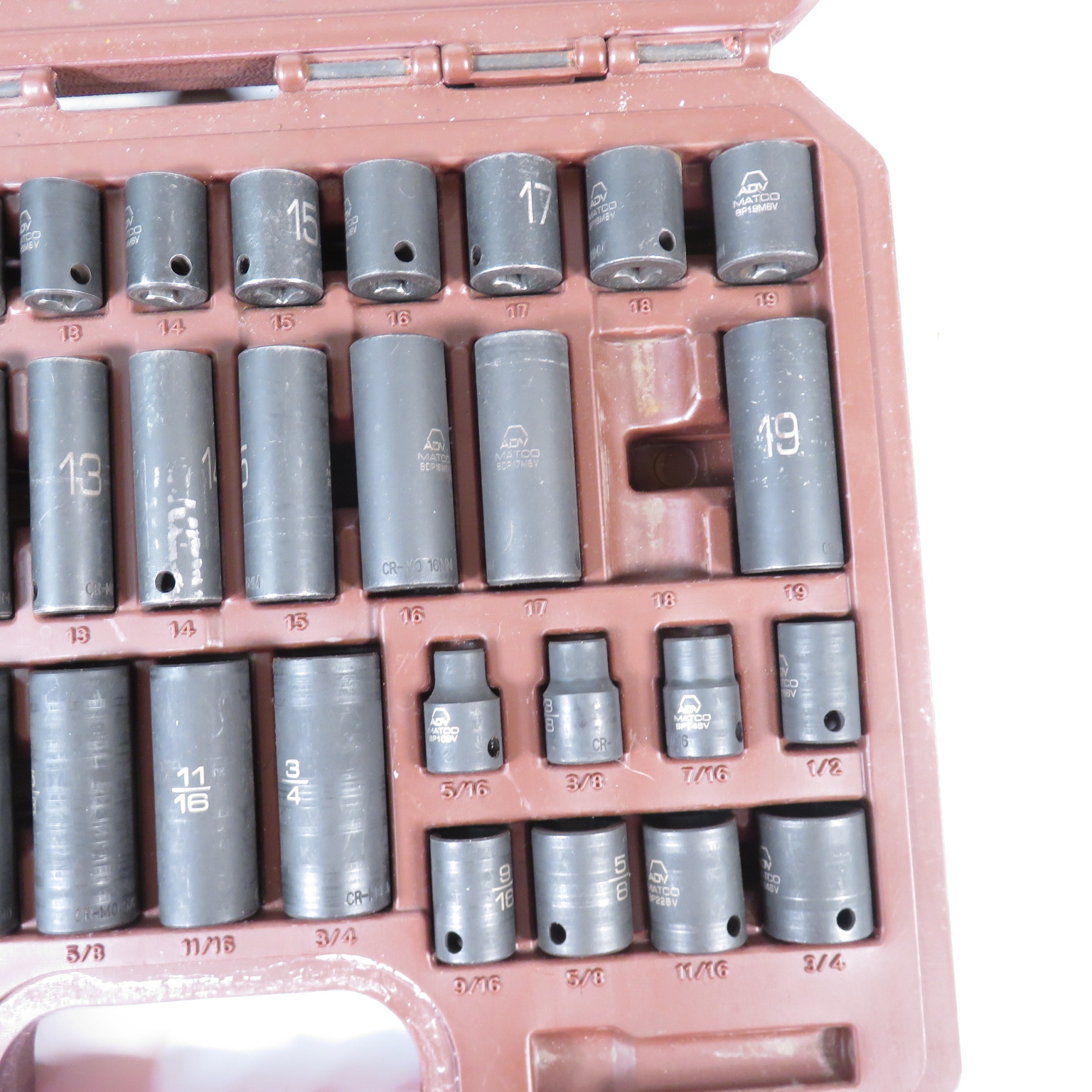 Matco Tools SBP426V 3/8" 39Peice Metric SAE 6Point Deep Impact Socket Set