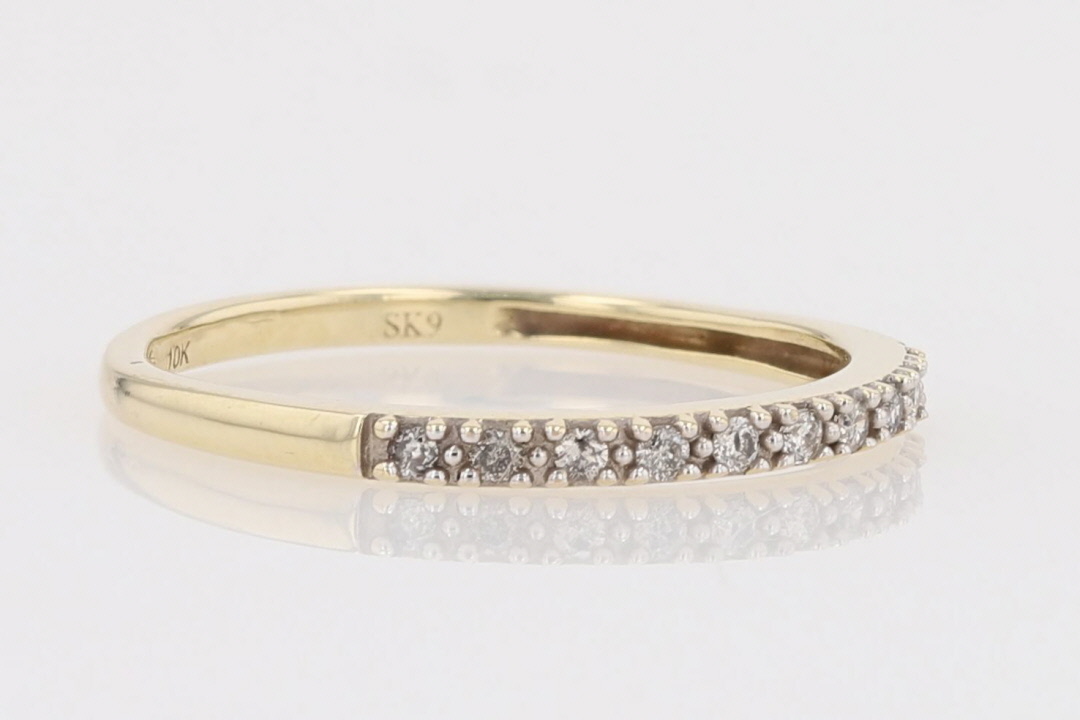 .07ctw Round Cut Diamond Prong Set Wedding Band Ring 10k Yellow Gold Size 7