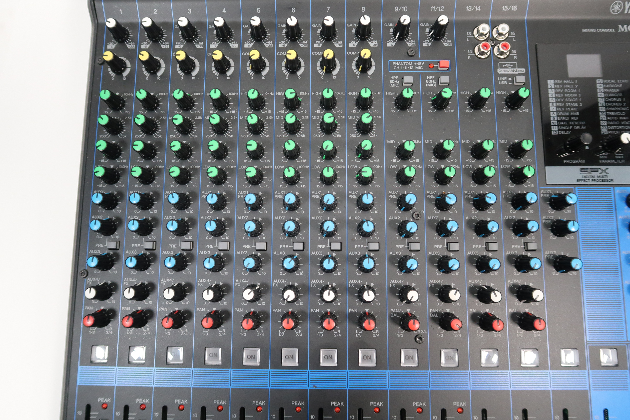 Yamaha MG16XU 16-Input Mixer With Built-In FX