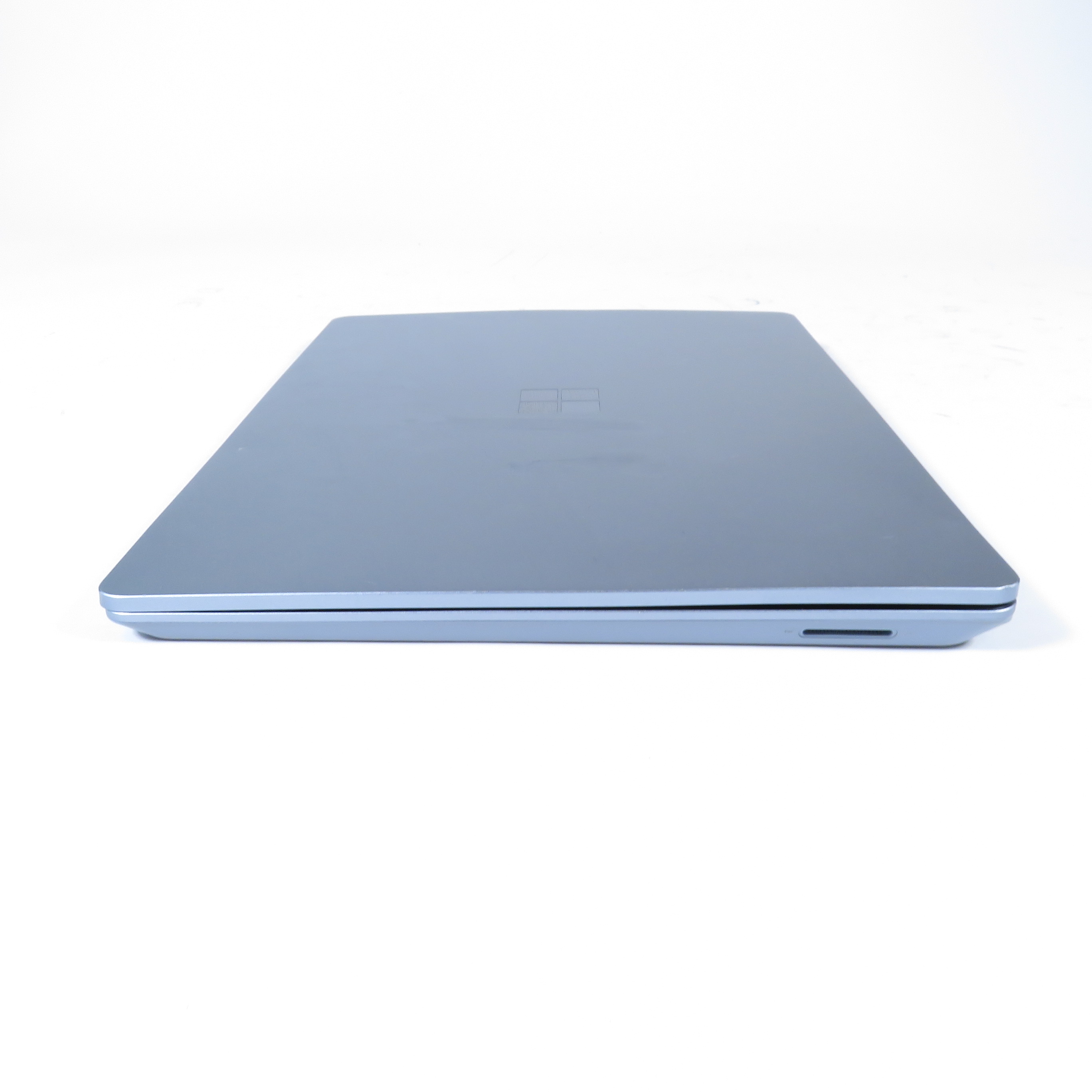 Microsoft Surface Laptop Go 1943 Core i5-1035G1 1GHz 8GB RAM 128GB