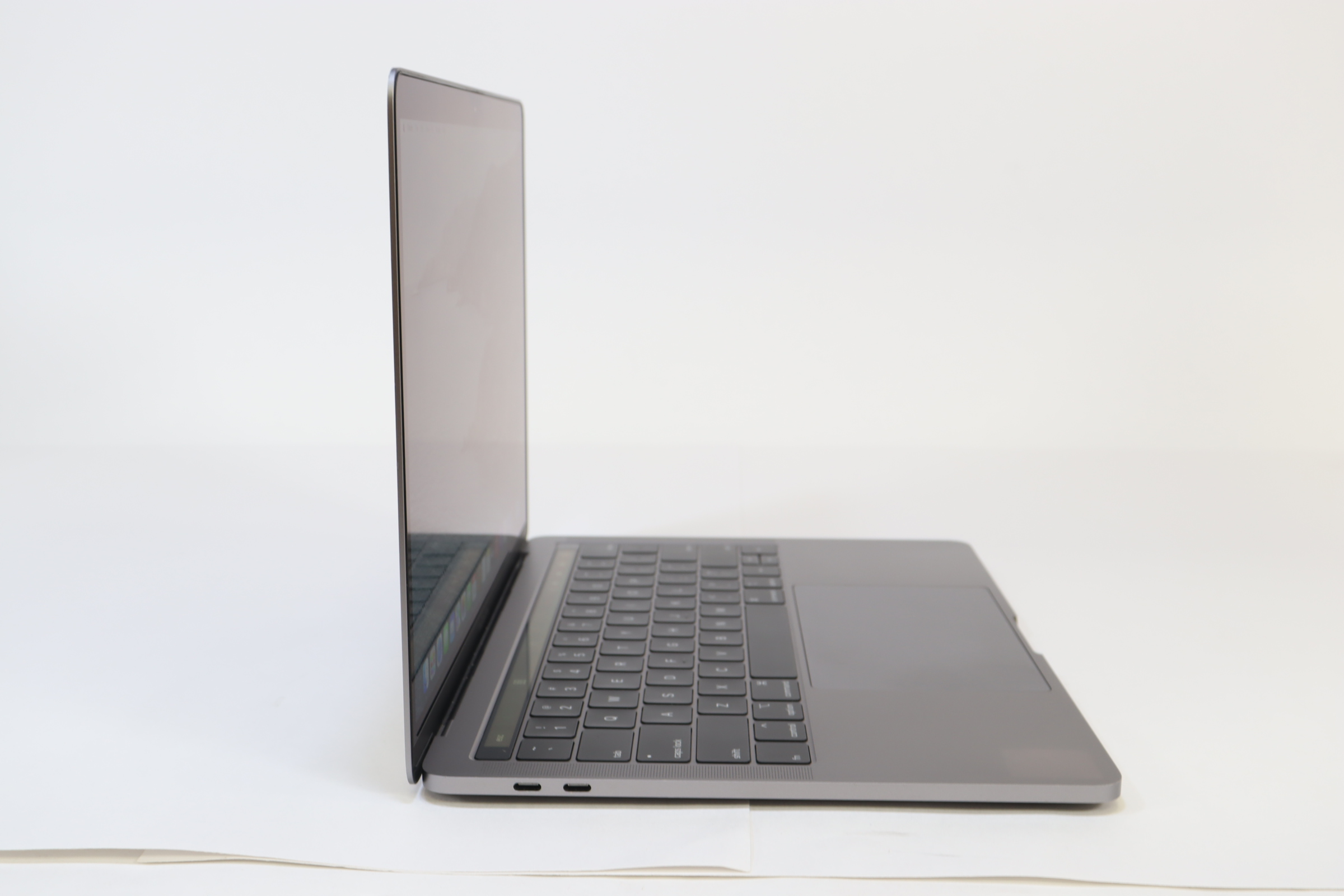 Apple MacBook Pro 2019 MUHN2LL/A Core i5-8257U 1.4GHz 8GB