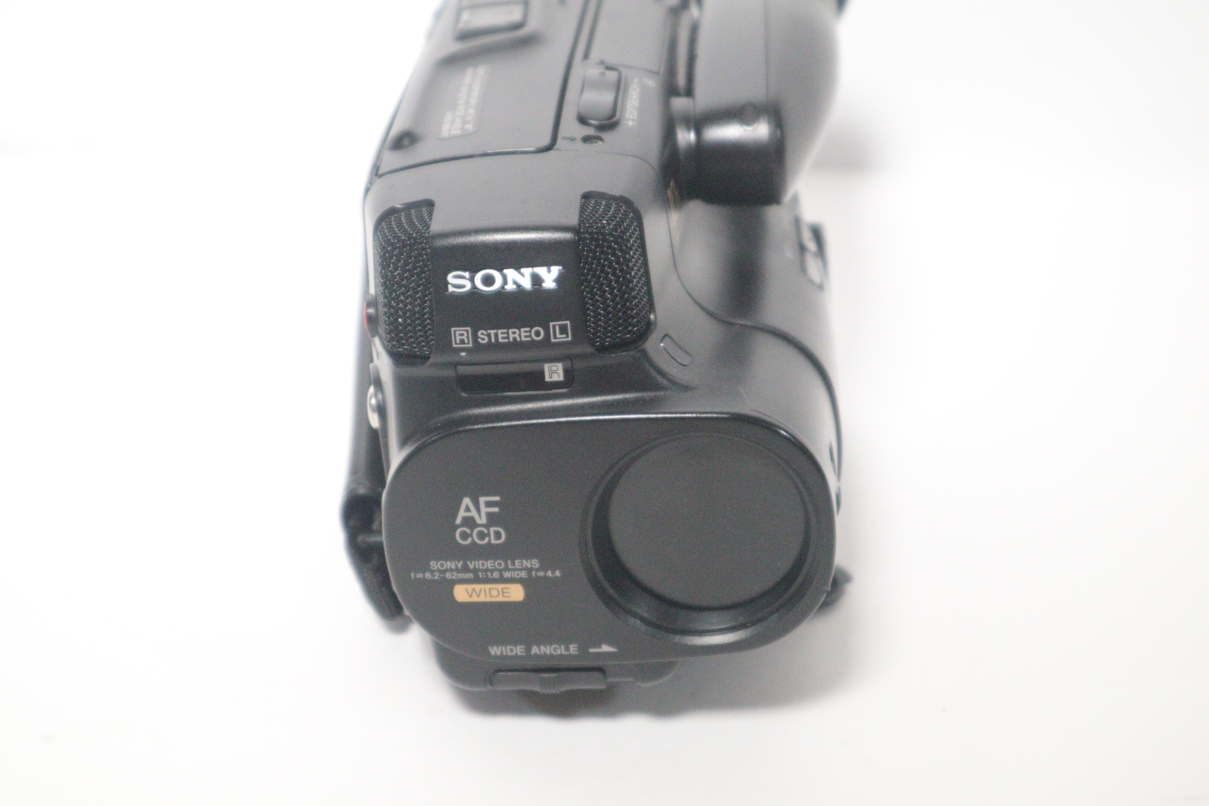 Sony CCD-TR61 Black Wide Angle 10x Hi-Fi Stereo 8 Video