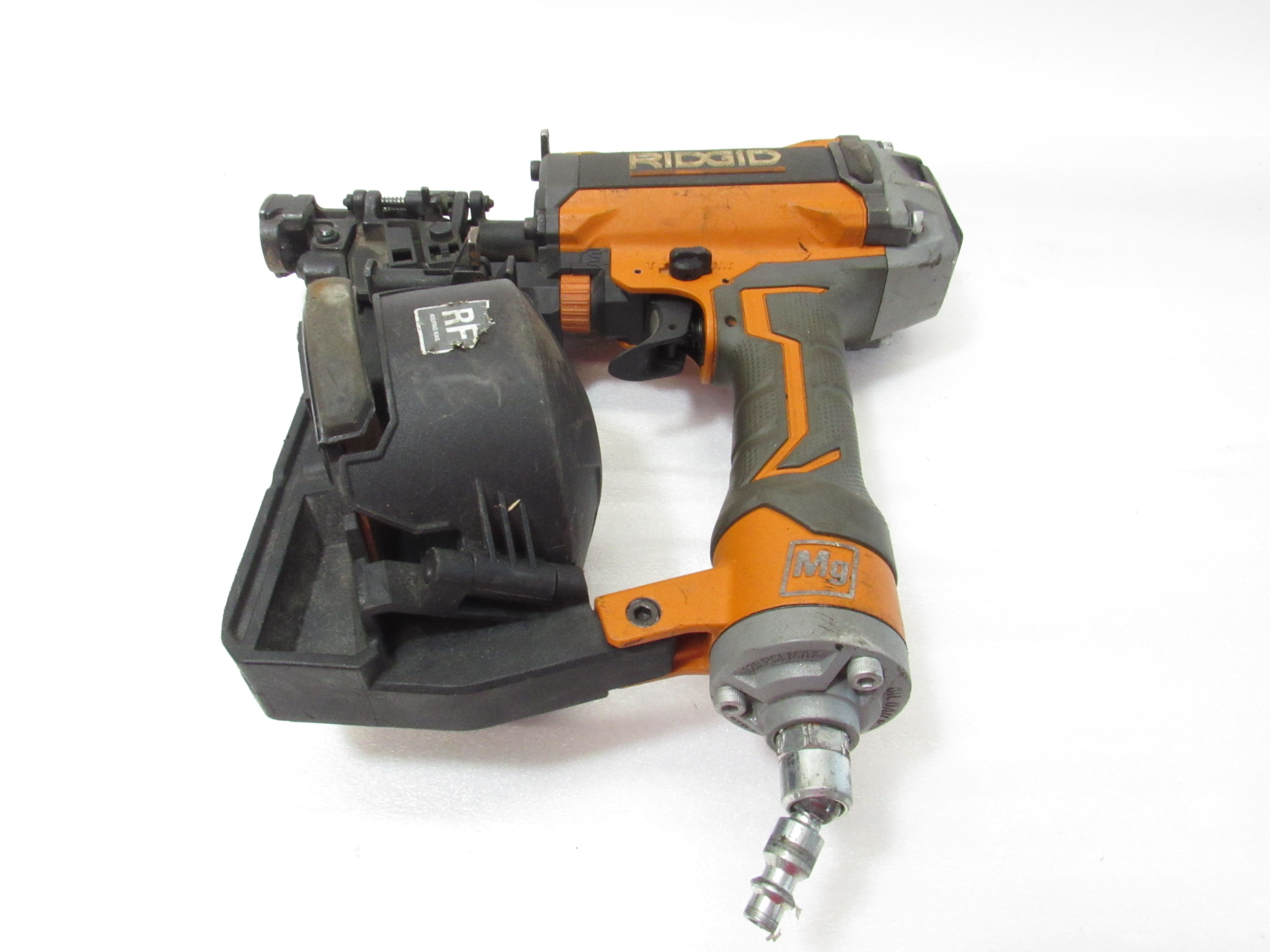 Ridgid R175RNF Pneumatic 15Degree Straight Drive 13/4 in. Coil