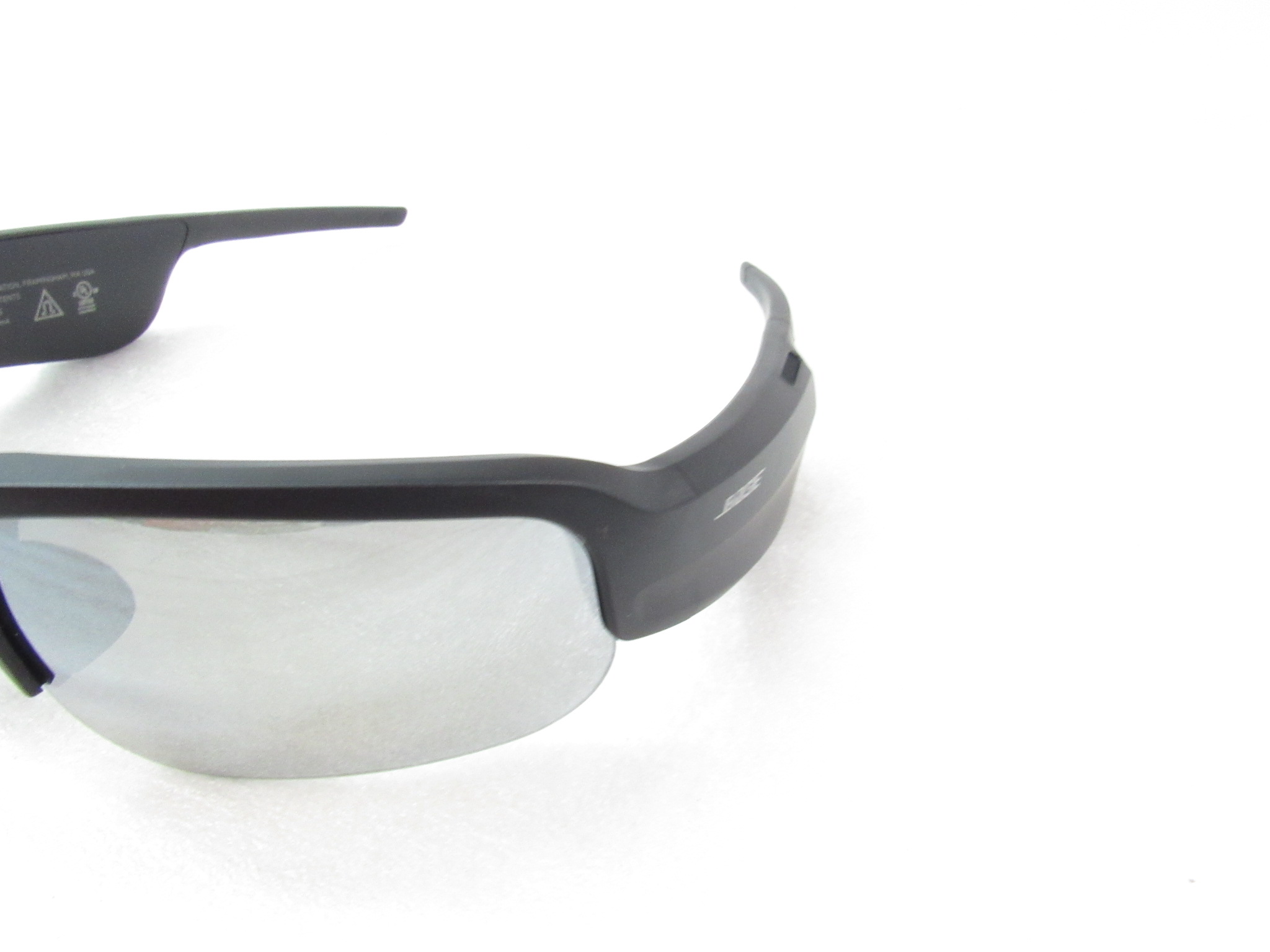 Bose BMD0010 Frames Tempo Sports Audio Sunglasses Bose BMD0010 Frames Tempo Sports Audio Sunglasses