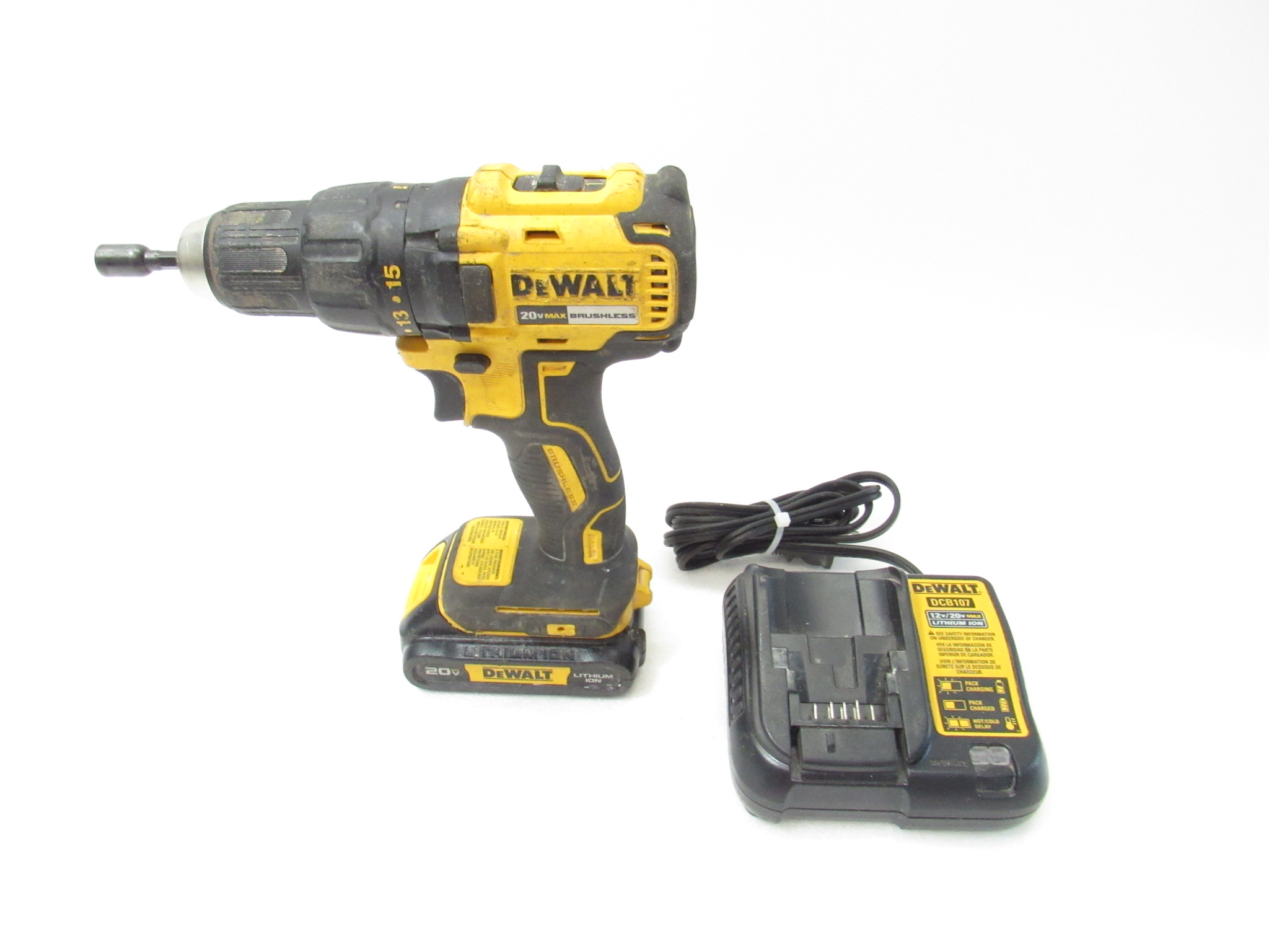 DEWALT DCD777 20-Volt Max Lithium-Ion 1/2-in Brushless Cordless Drill ...