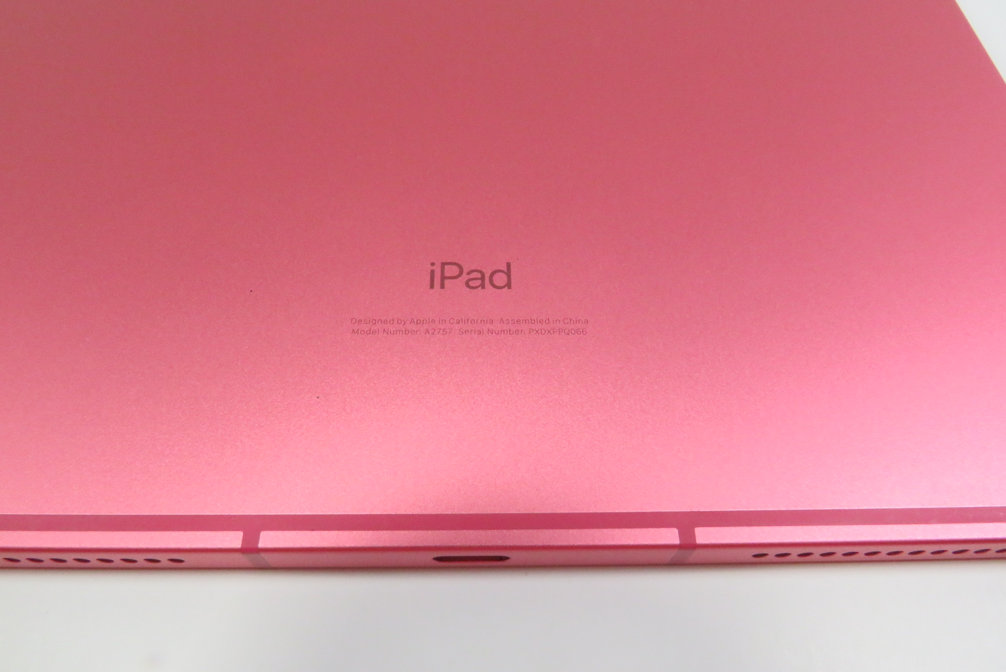 Apple iPad 10th Gen A2757 MQ6M3LL/A 10.9