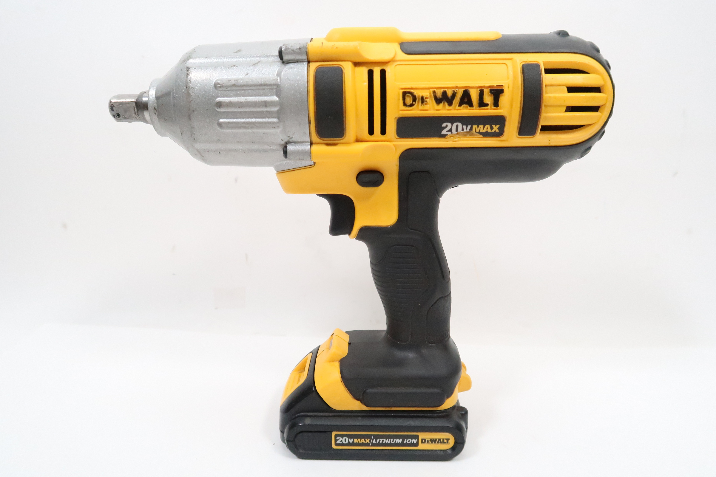 Dewalt dcf889 impact wrench stores hotsell