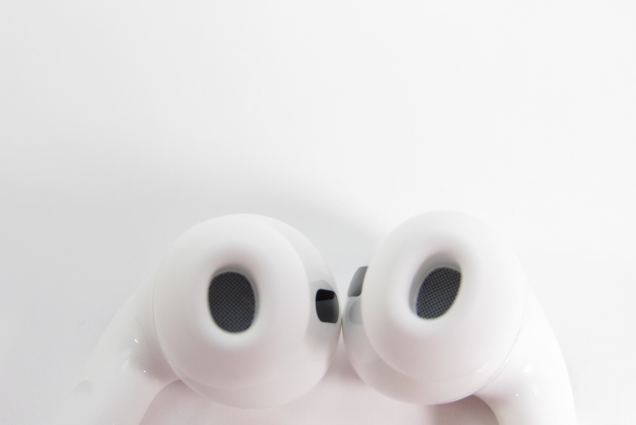 Apple AirPods Pro 2nd Generation A3048/A3047 Bluetooth In