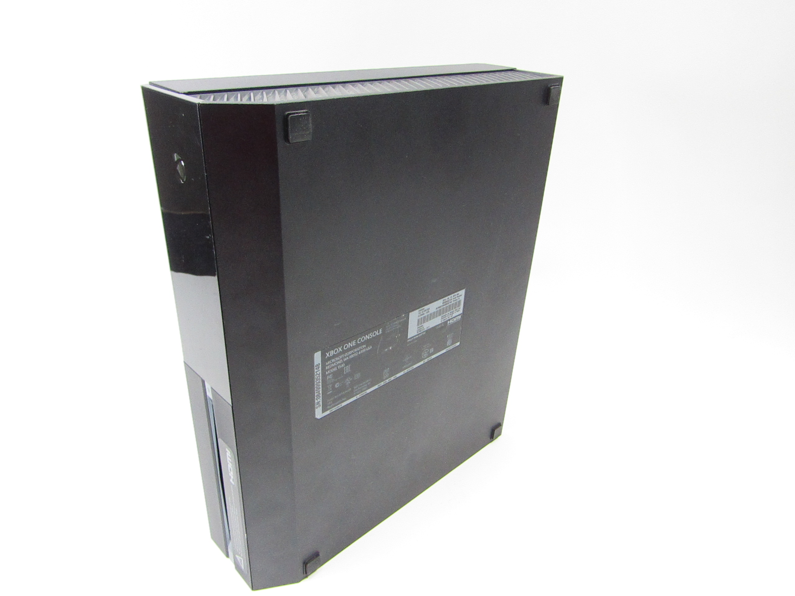 Microsoft Xbox One Original 1540 500GB Video Game Console 4577