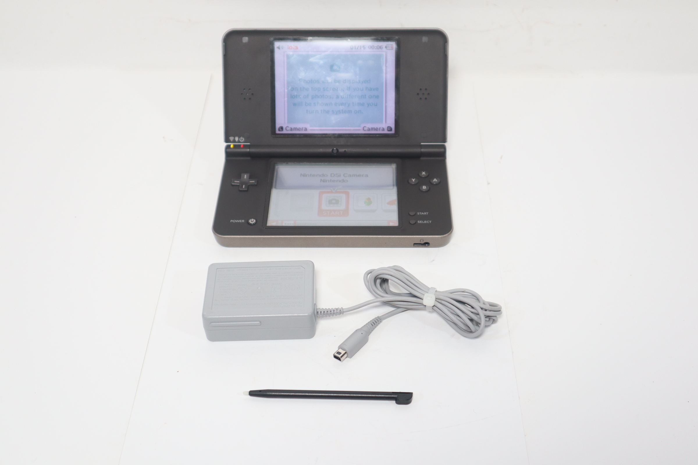 Nintendo DSi XL UTL-001 Brown Handheld 16MB Video Gaming