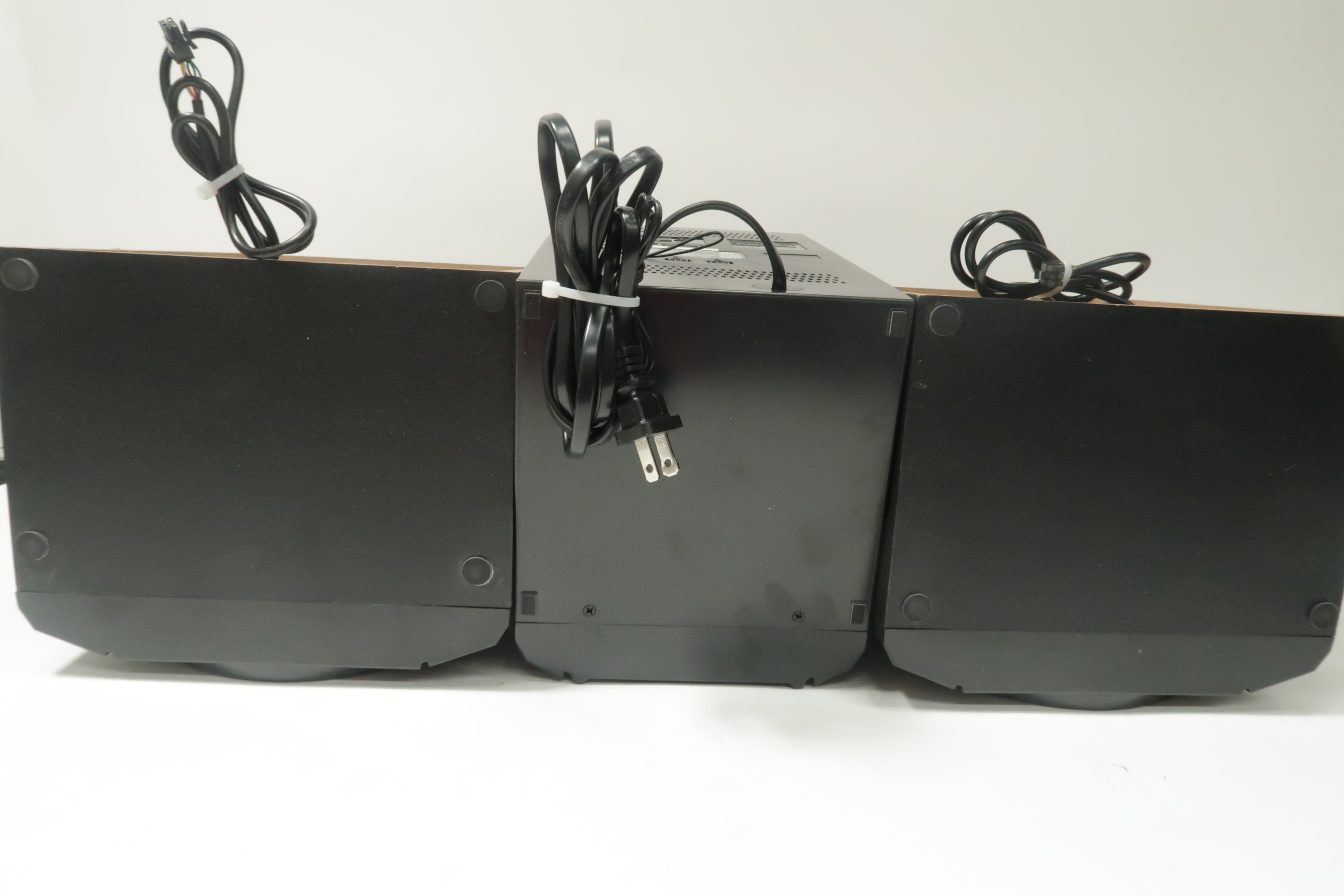 Onn. VIPRB100008724 100W CD Stereo USB & BT Connectivity