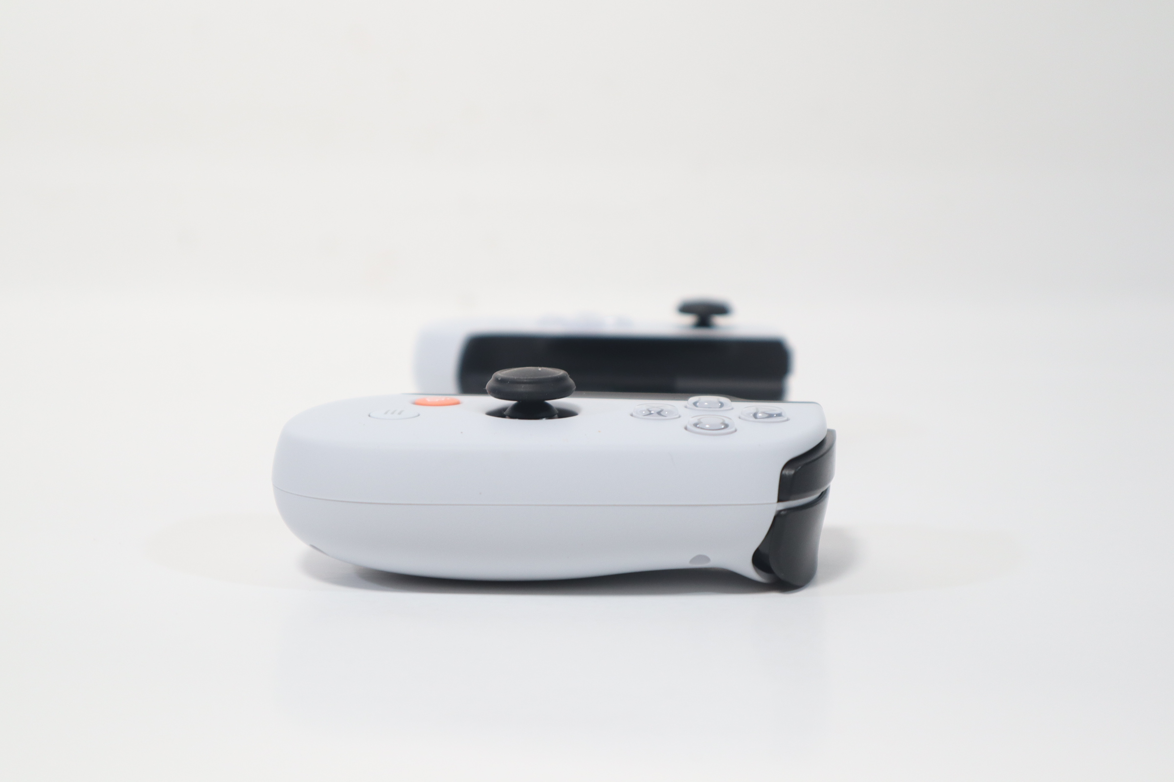 Sony PlayStation Backbone One BB-51-W-S V1 Black/White Wireless ...