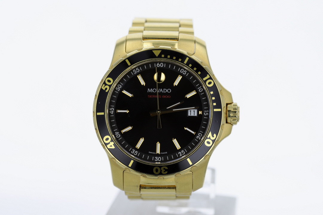 Movado 800 best sale series gold