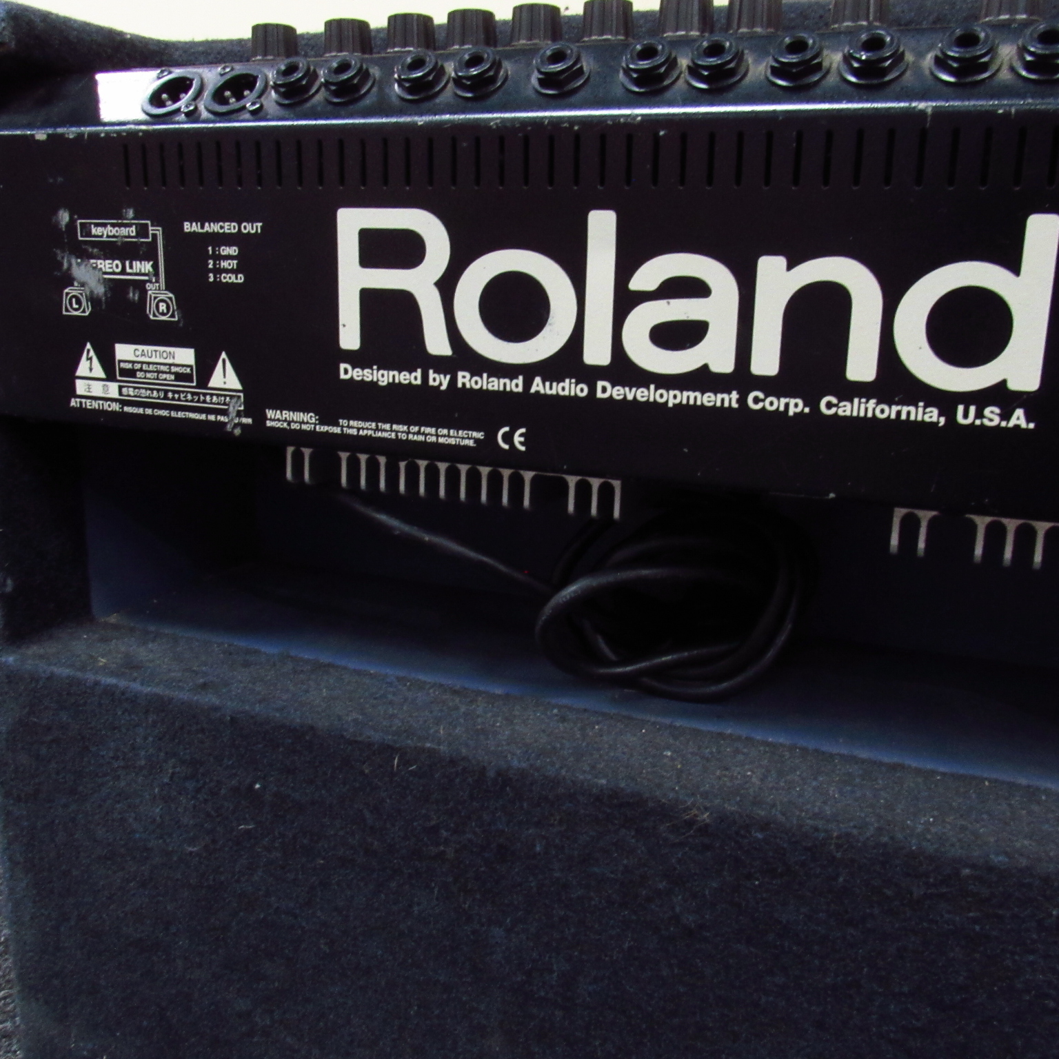 【美品】Roland ローランド キーボードアンプ KC-500 シンセサイザー Roland KC-500 Bass/Keyboard Amplifier- 4 Channel W/XLR