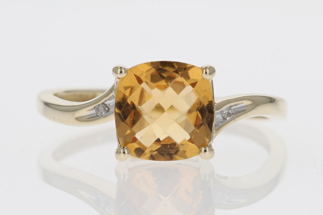 10k Yellow Gold & Citrine ? Size 7 selling ring