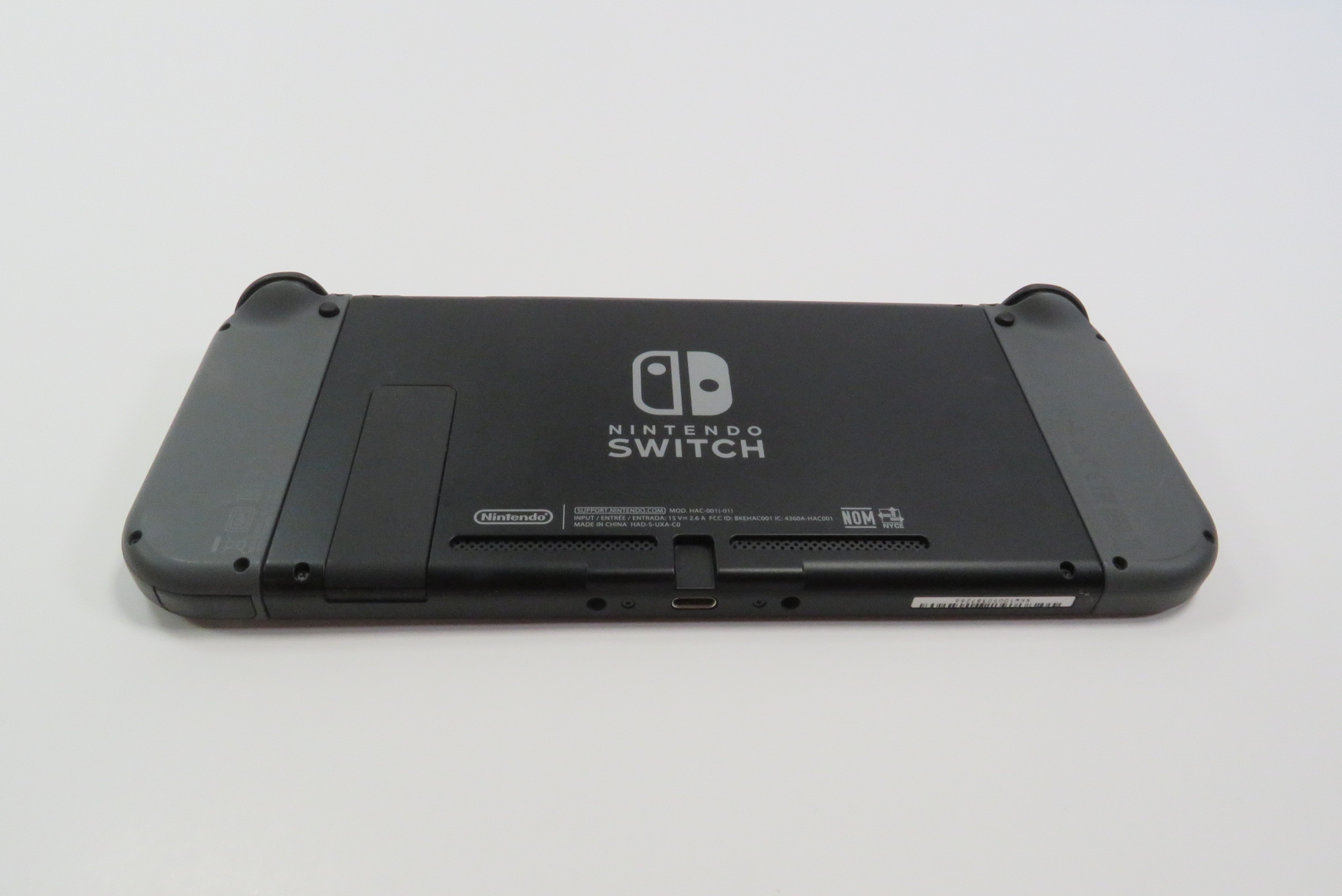 Nintendo Switch HAC-001(-01) 32GB Video Game System -4683