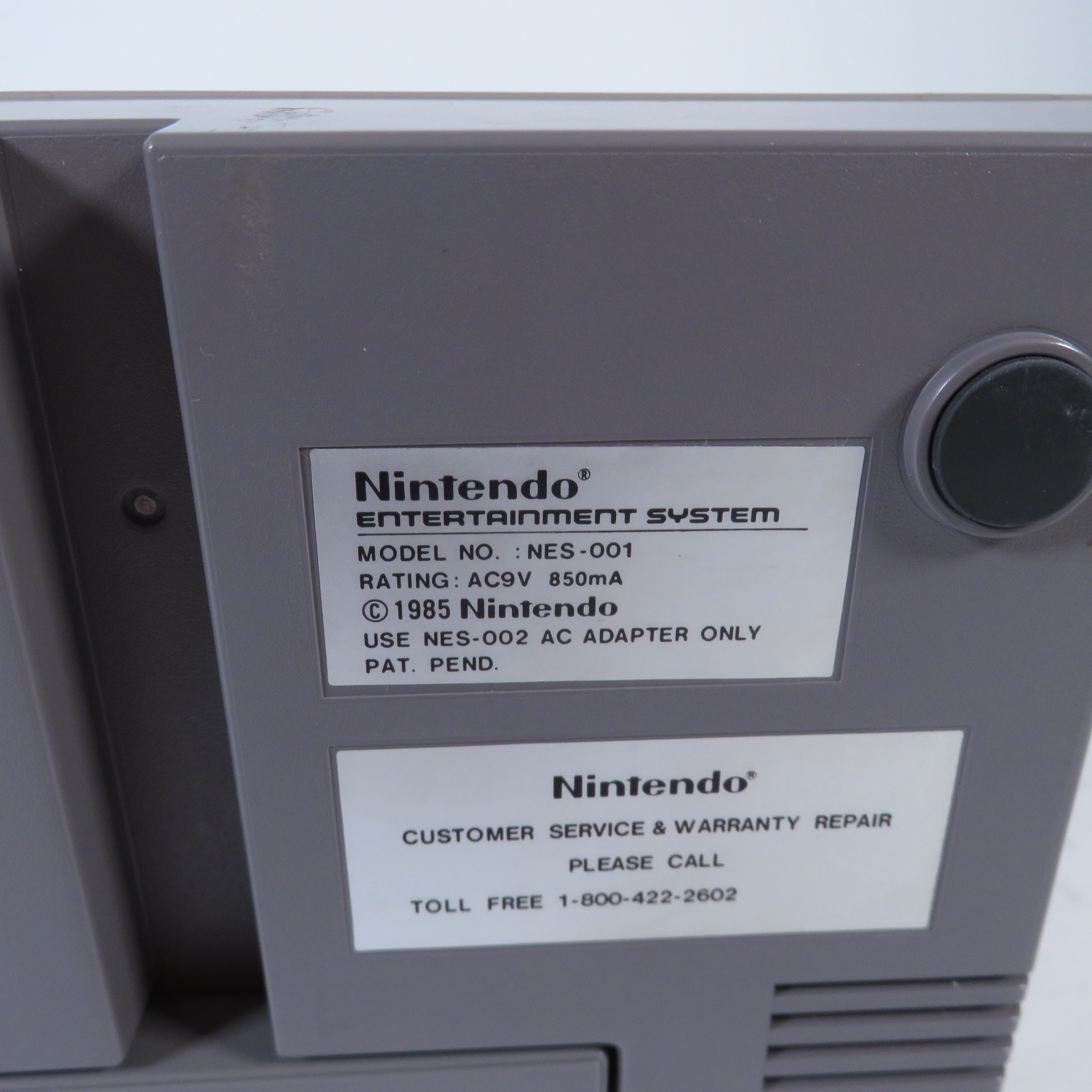 Nintendo Entertainment System NES-001 8-Bit Home Video Game Nintendo Entertainment System NES-001 8-Bit Home Video Game
