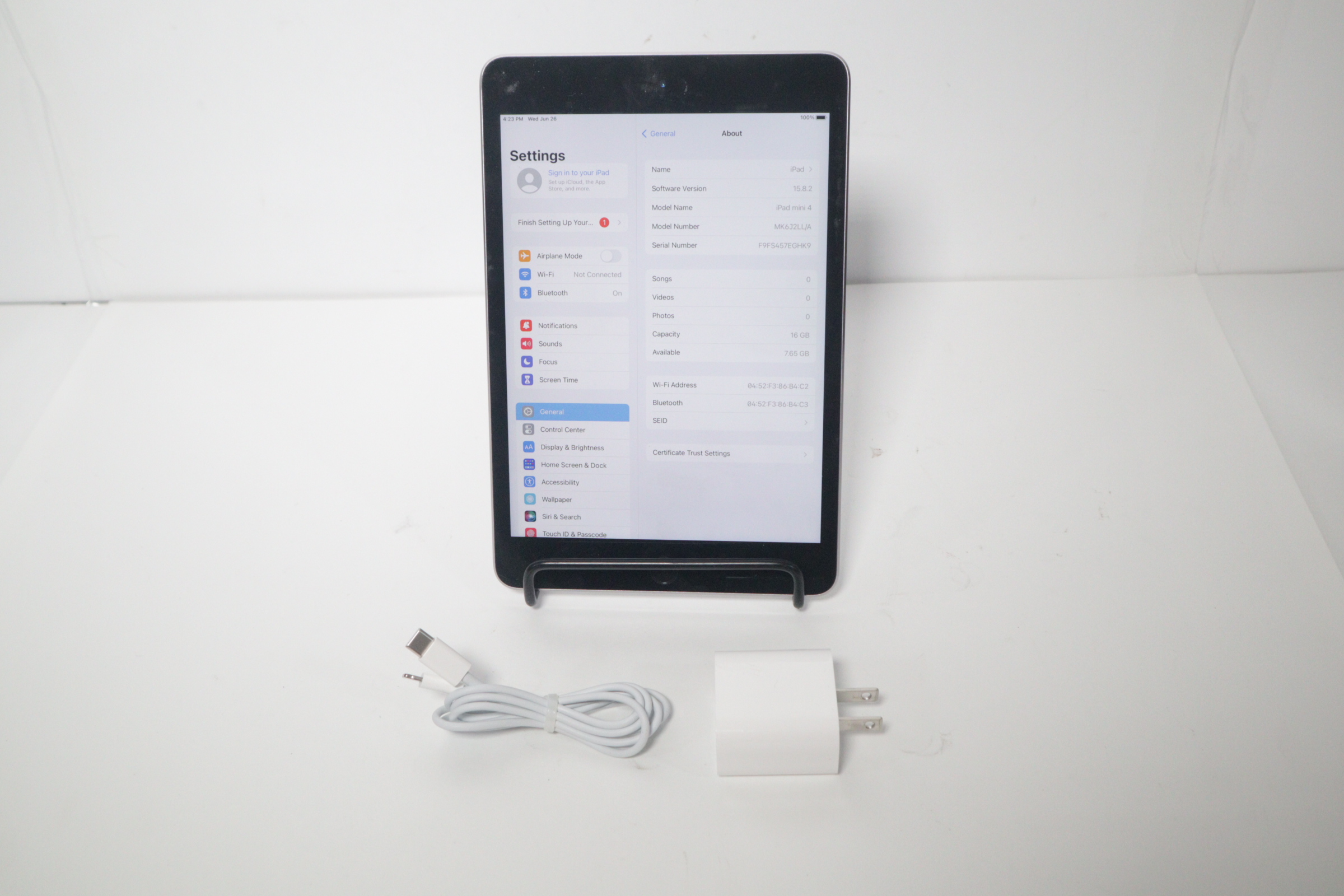 Apple iPad Mini 4 MK6J2LL/A Silver 16GB Wi-Fi 7.9