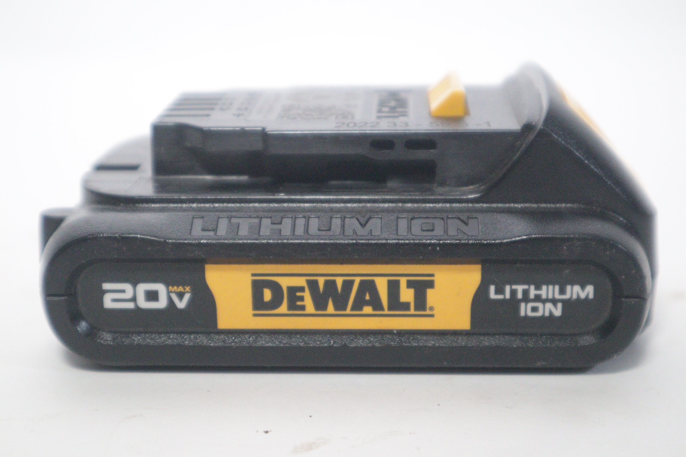 DeWalt DCB201 20V MAX 1.5Ah Compact Battery Pack