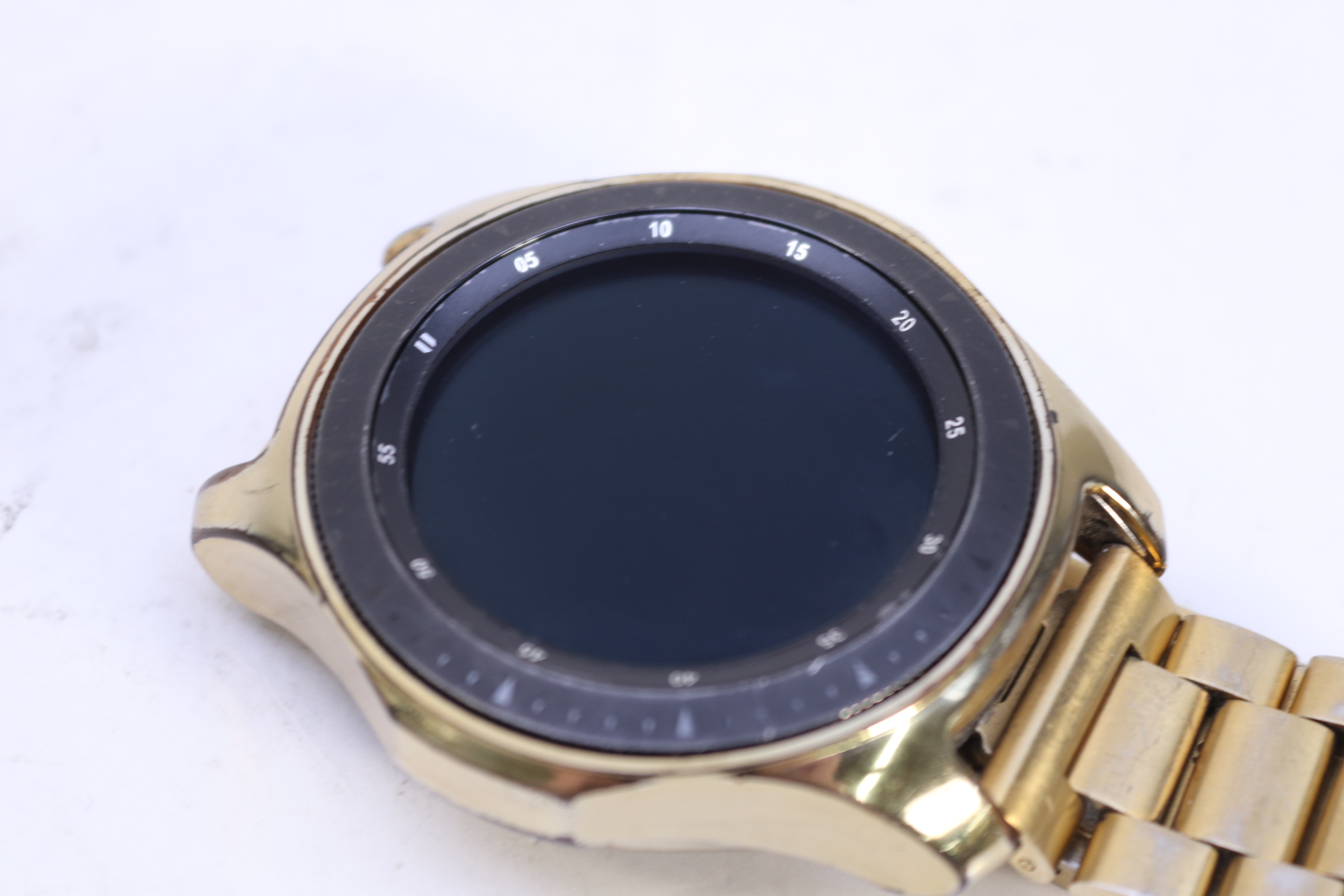 Samsung Galaxy Watch SMR805U 46mm LTE Touchscreen 4GB Storage Smartwatch