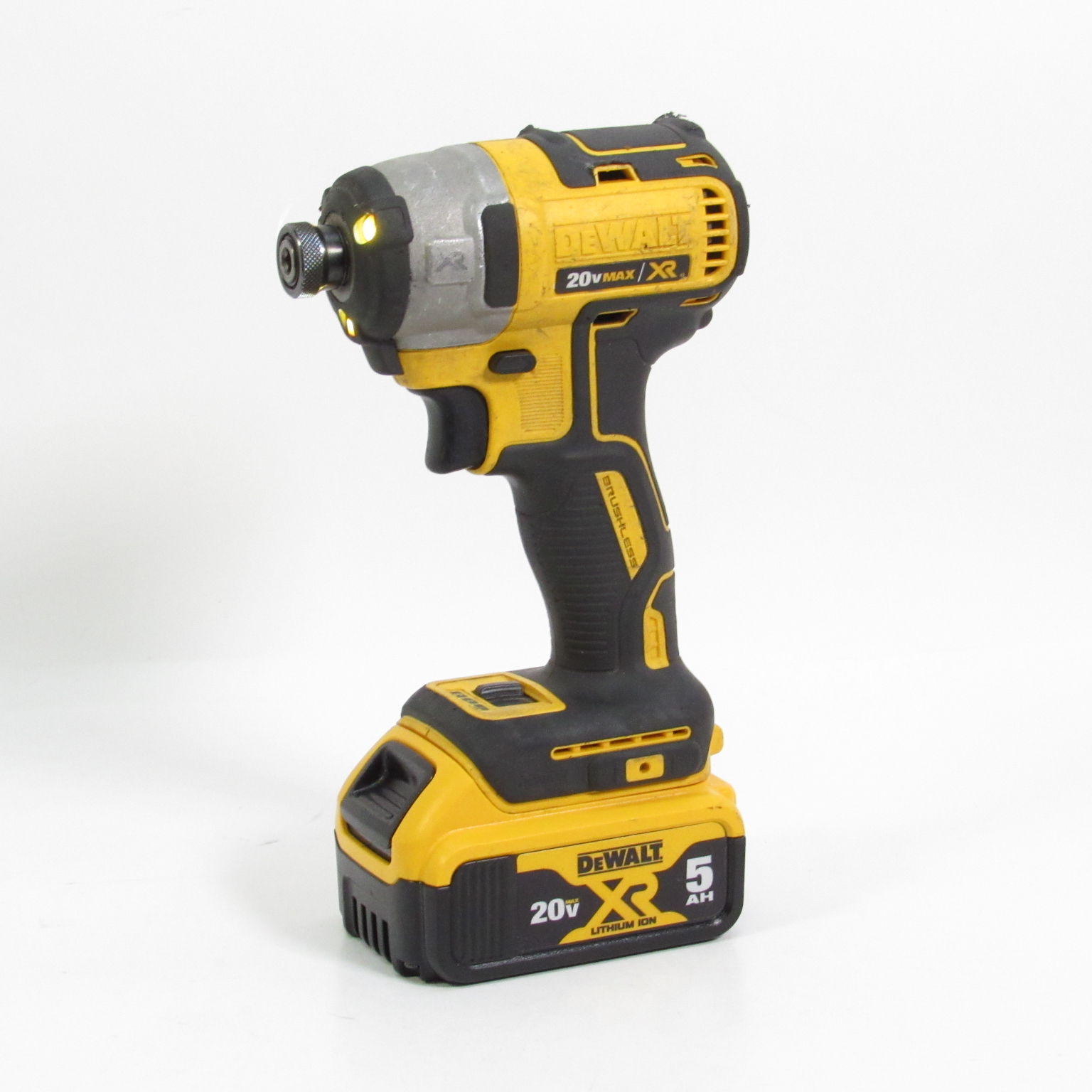 DeWalt DCF887 20V MAX XR Brushless 3 Speed 1 4 Drive Cordless Impact Driver