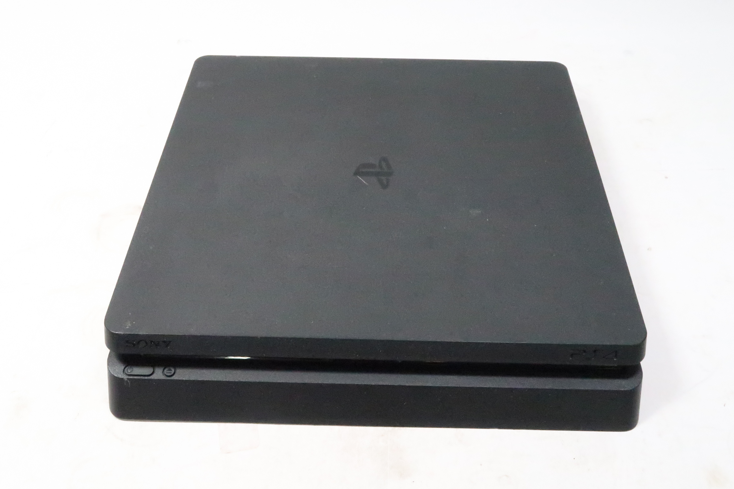 playstation 4 1tb cuh 1208b