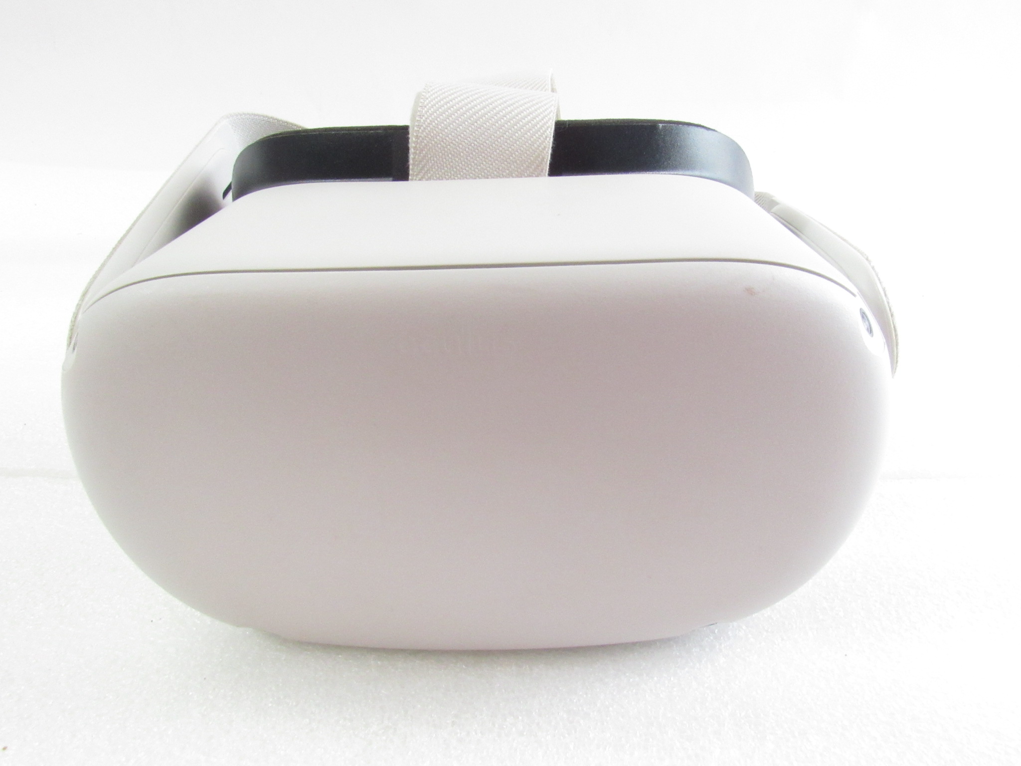 Meta Occulus Quest 2 Advanced All-In-One Virtual Reality Headset 128GB