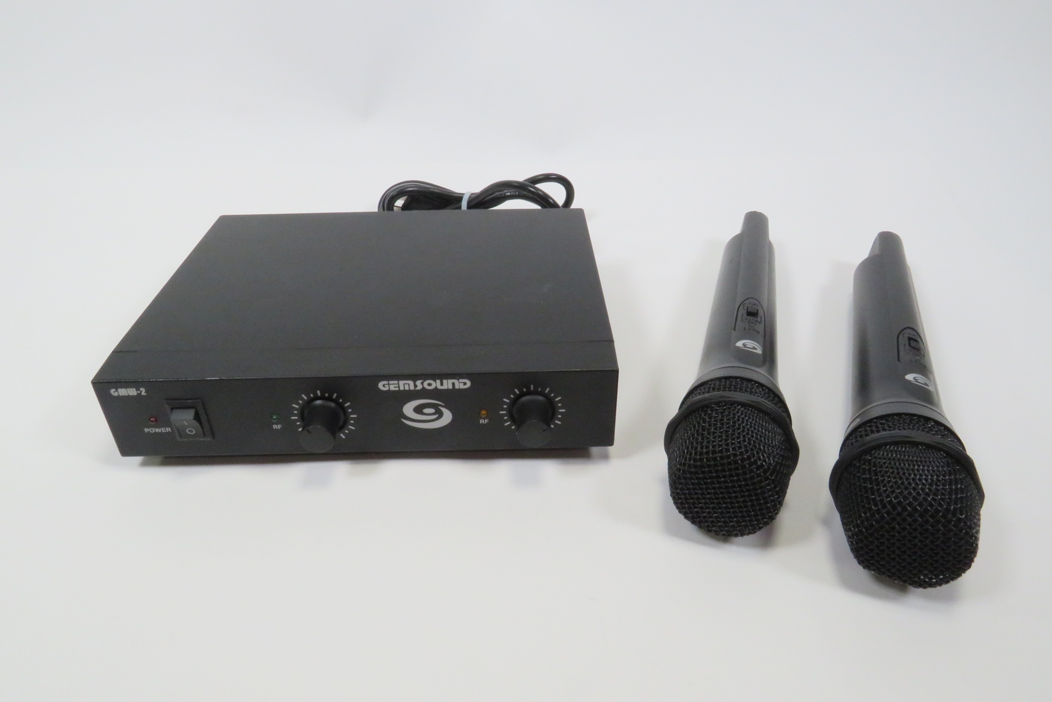 Gem Sound GMW 2 Dual Channel Wireless Microphone System