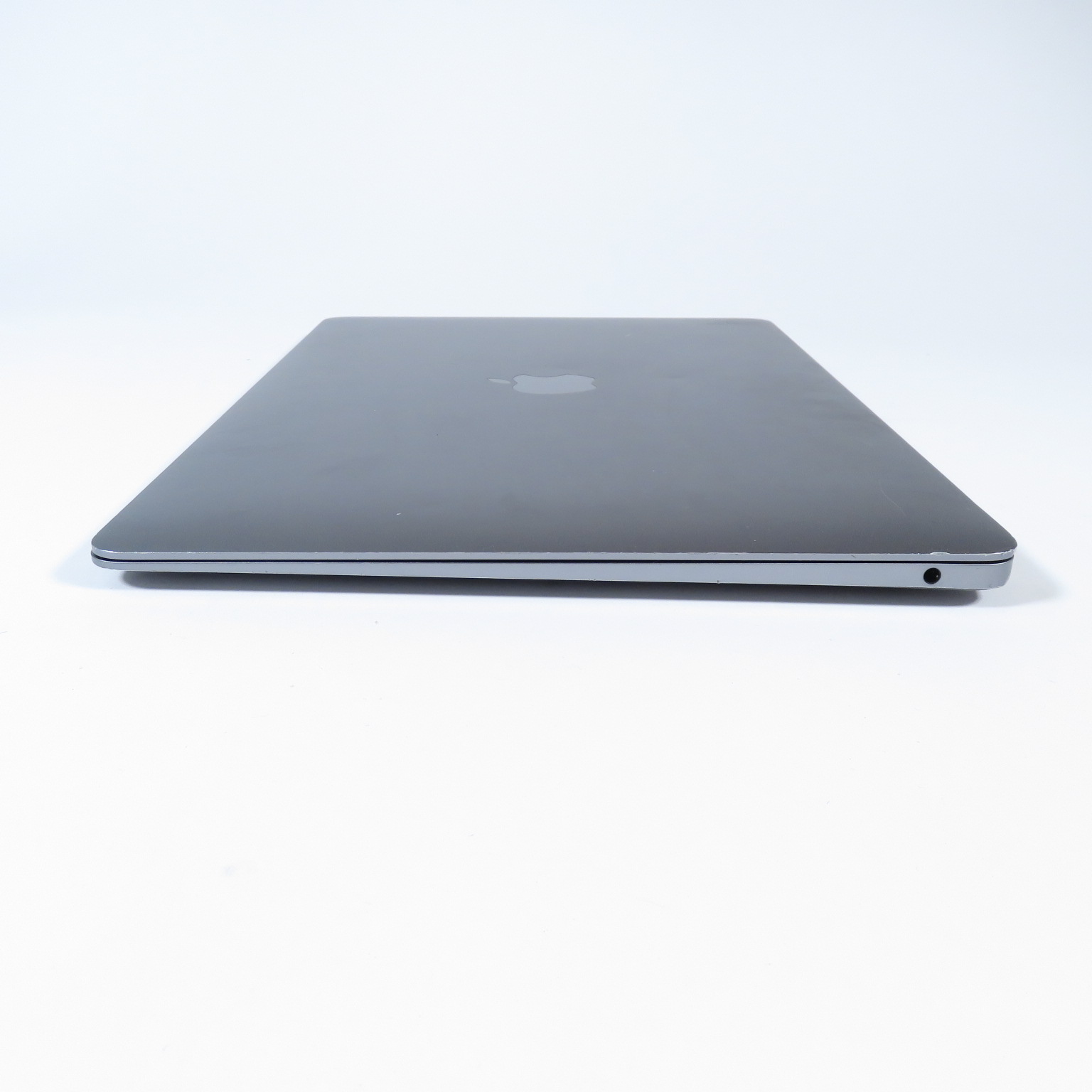 Apple MacBook Air 2018 8GB 250GBシルバー Amazon.com: Apple 2018 MacBook Air with 1.6GHz Intel Core i5, 13