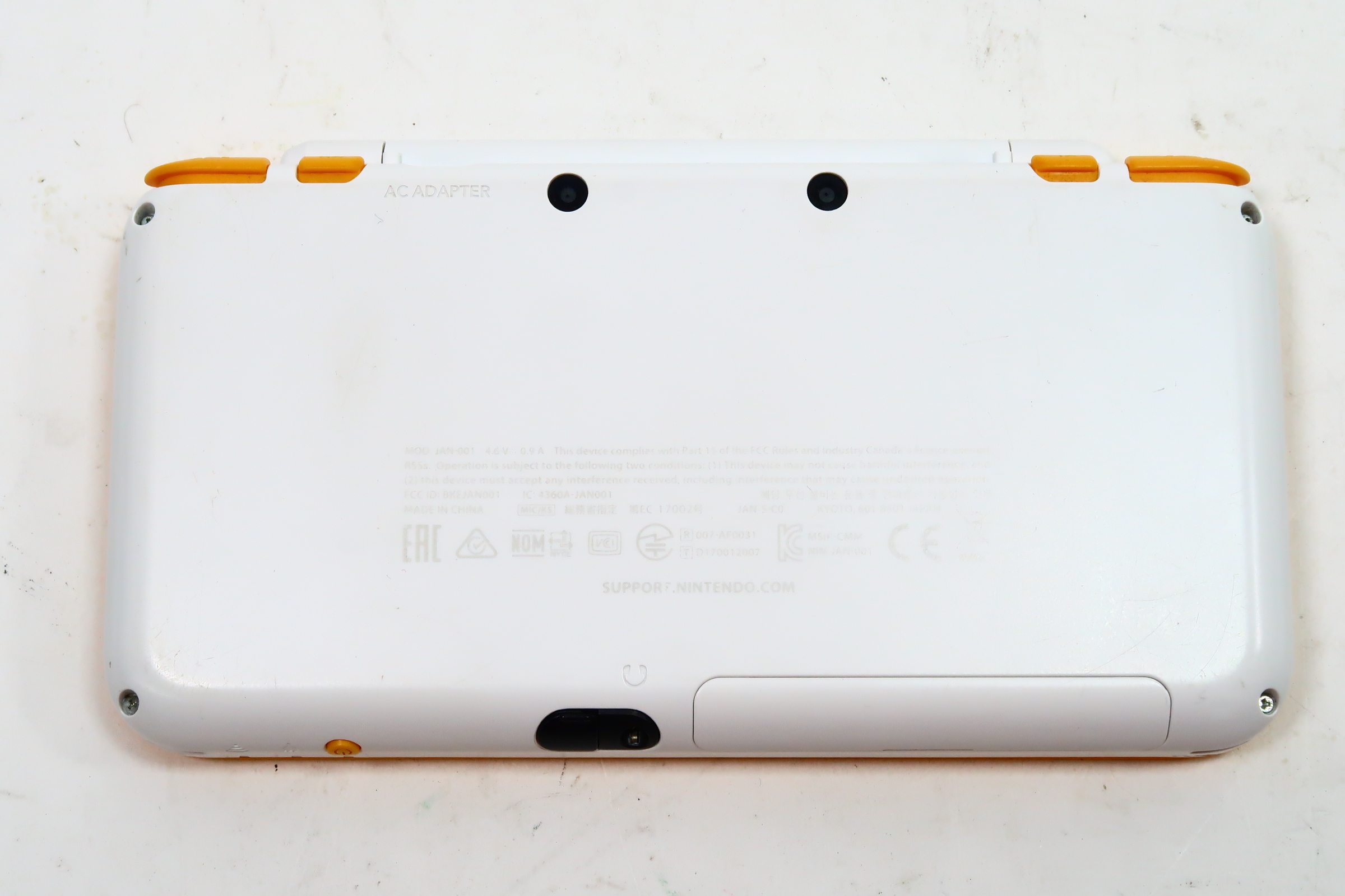 美品ニンテンドーJAN-001 Nintendo (ニンテンドー) new nintendo 2DS LL JAN-001 ブラック