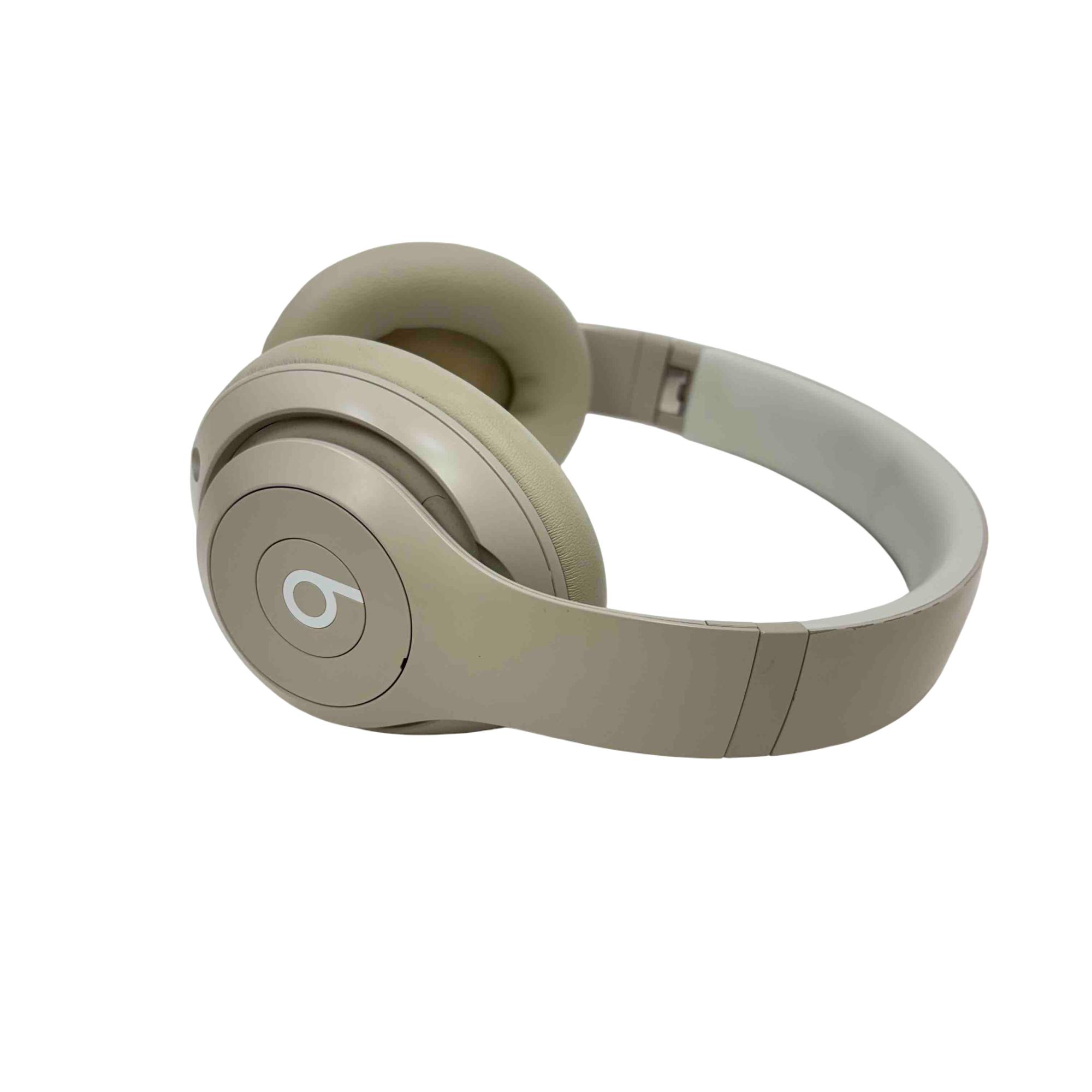 Beats A2924 Studio Pro Wireless Bluetooth Headphones Brown
