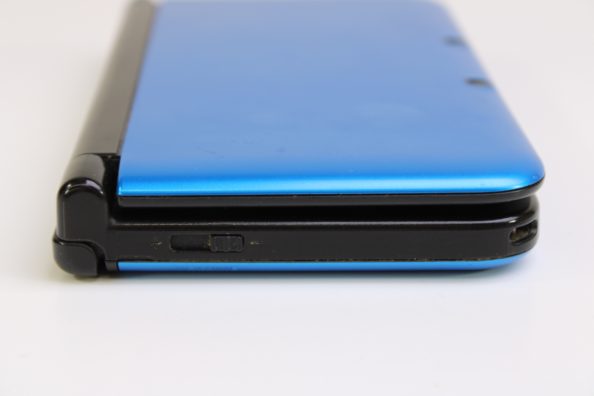 Nintendo 3DS XL SPR-001 Dual Screen Handheld Portable Video Game